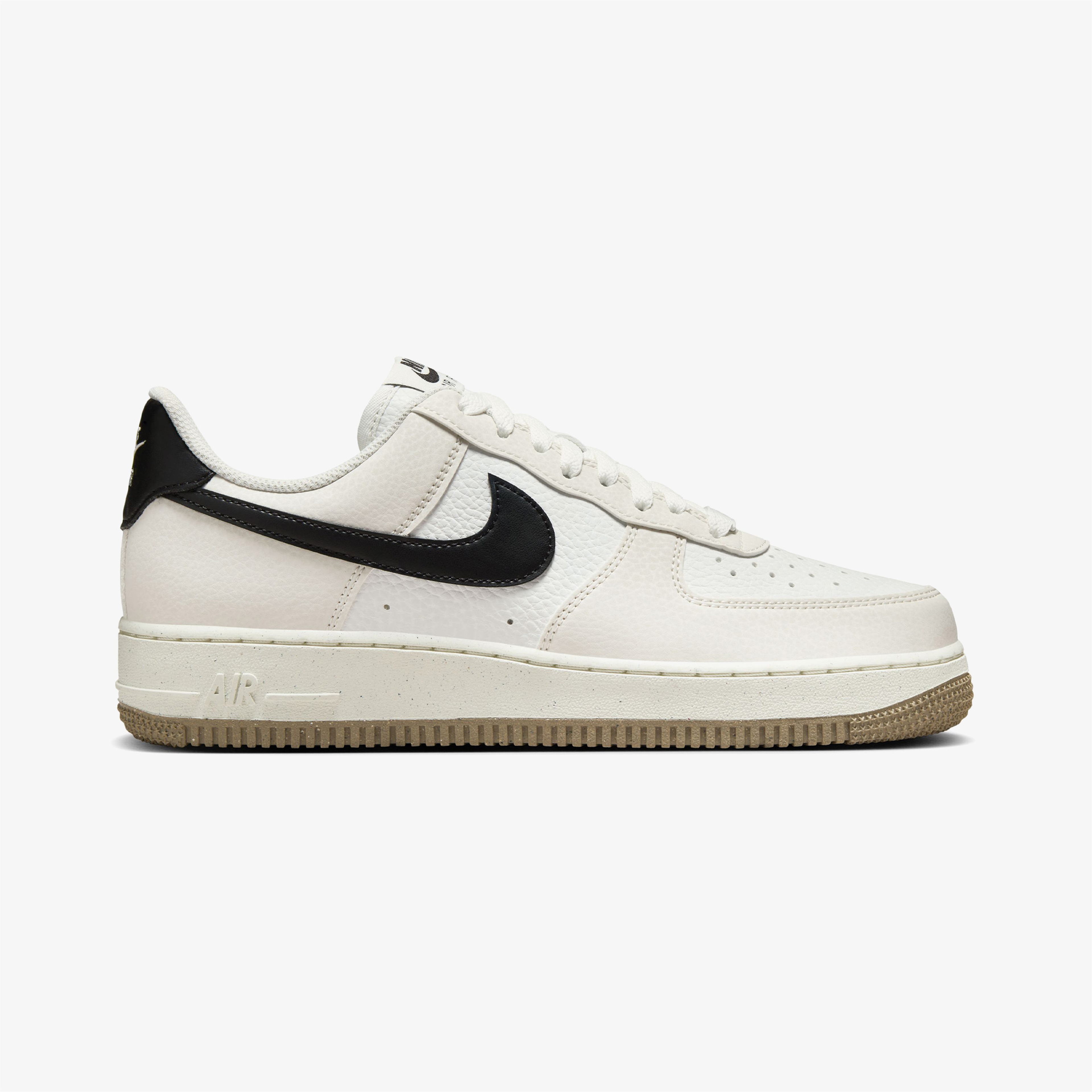 Nike Air Force 1 07 Next Nature Kadın Beyaz Sneaker