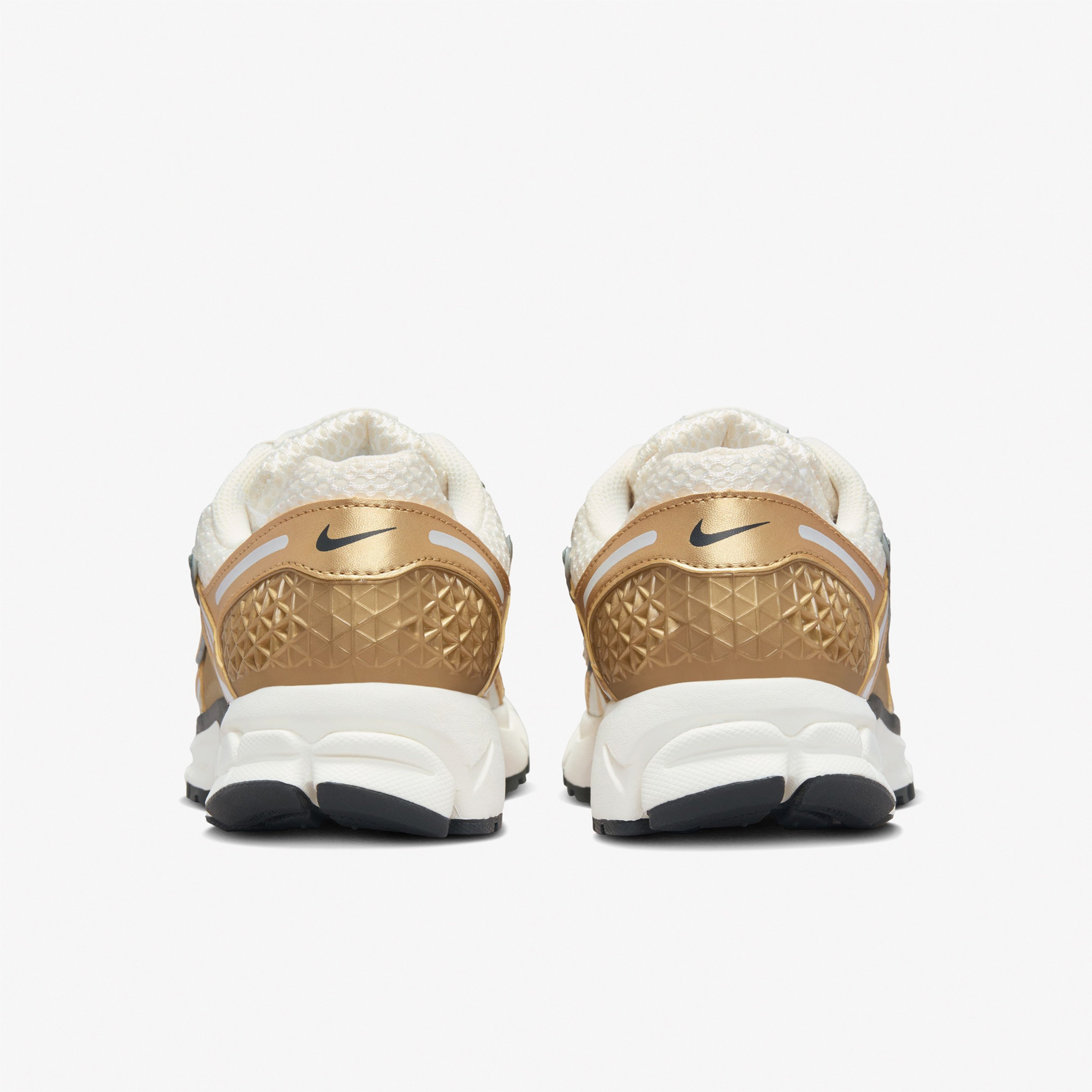 Nike Zoom Vomero 5 Gold Kadın Altın Sneaker
