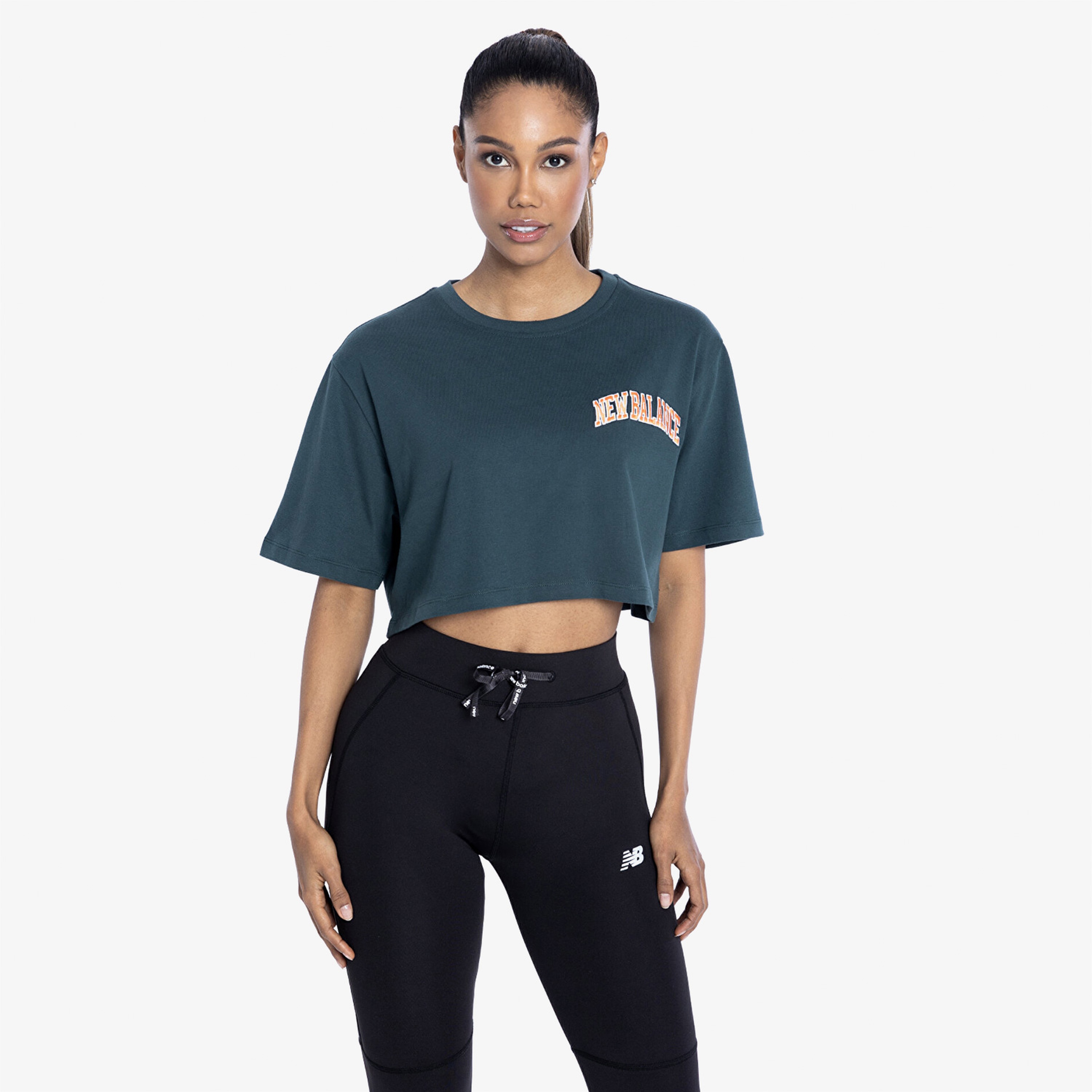 New Balance Athletics Kadın Gri Crop T-Shirt