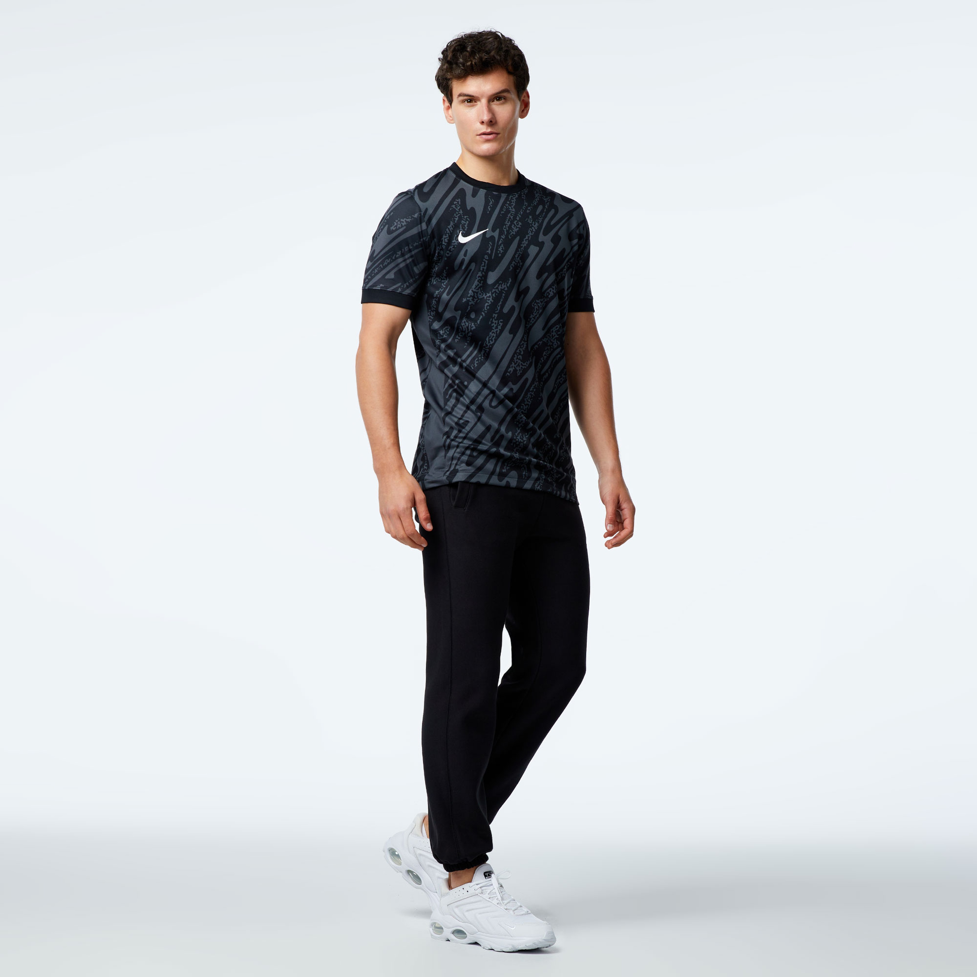Nike Erkek Siyah T-Shirt