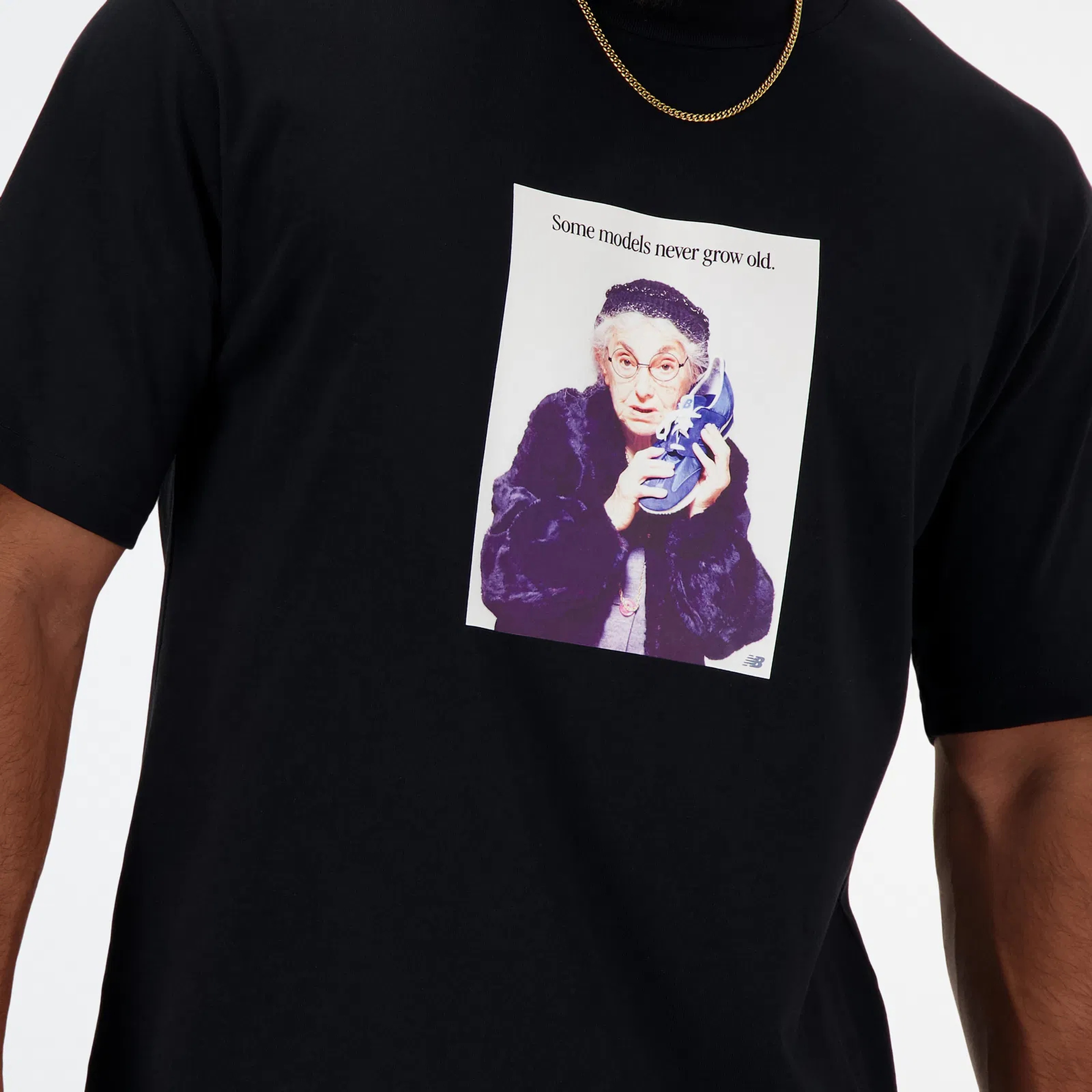 New Balance Erkek Siyah T-Shirt