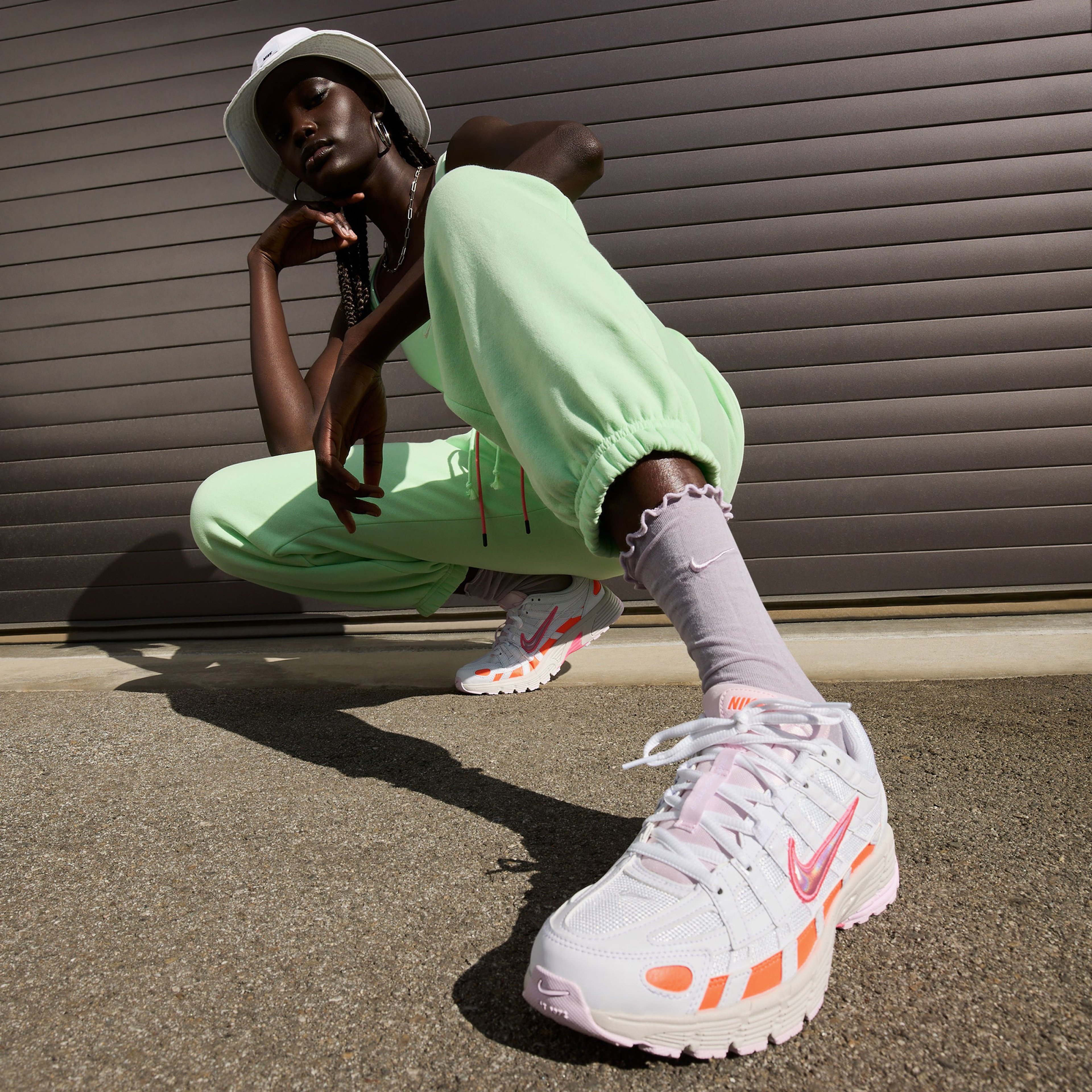 Nike P-6000 Kadın Beyaz Spor Ayakkabı