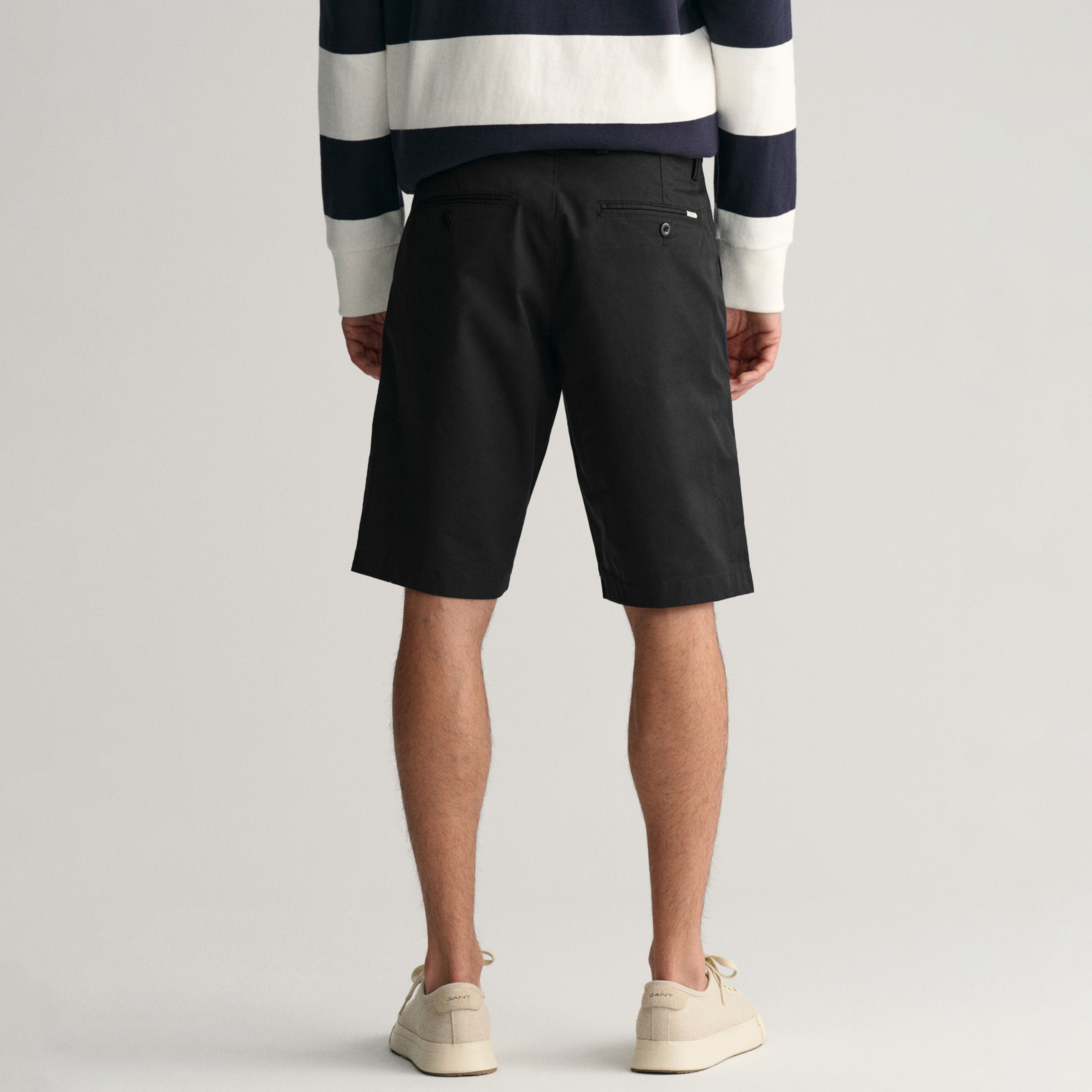 Gant Erkek Siyah Relaxed Fit Chino Şort