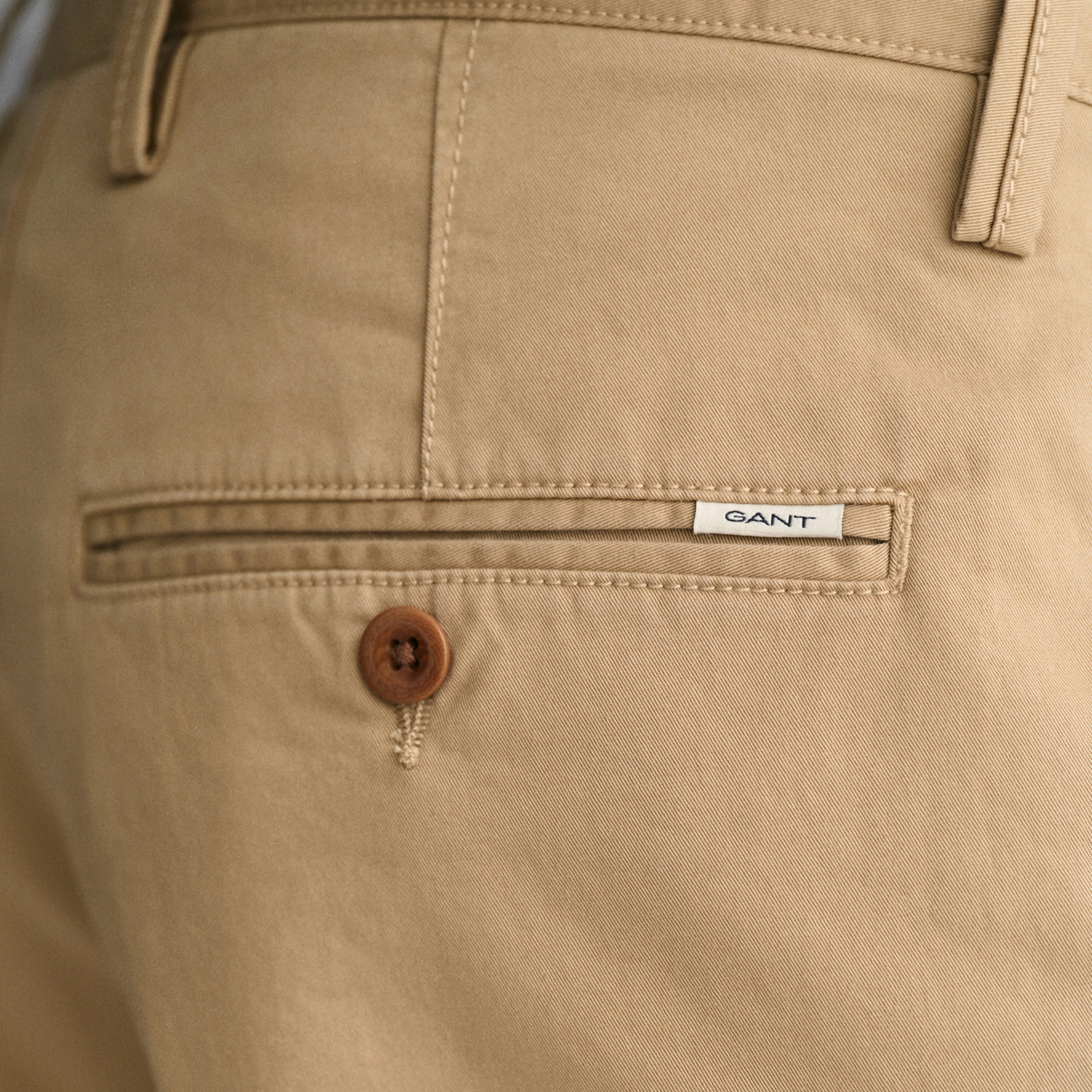 Gant Erkek Bej Relaxed Fit Chino Şort