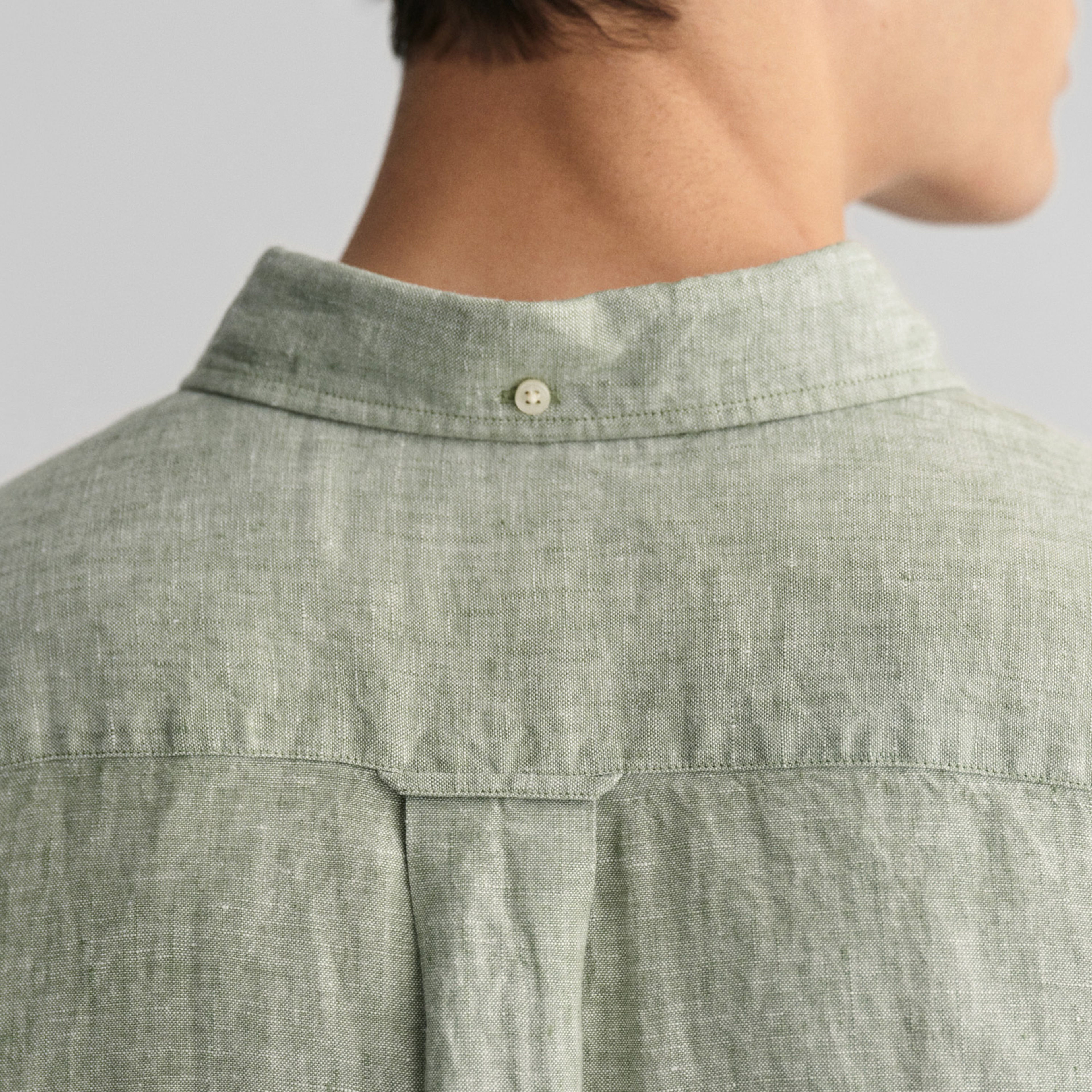 GANT Erkek Yeşil Regular Fit Düğmeli Yaka Keten Gömlek
