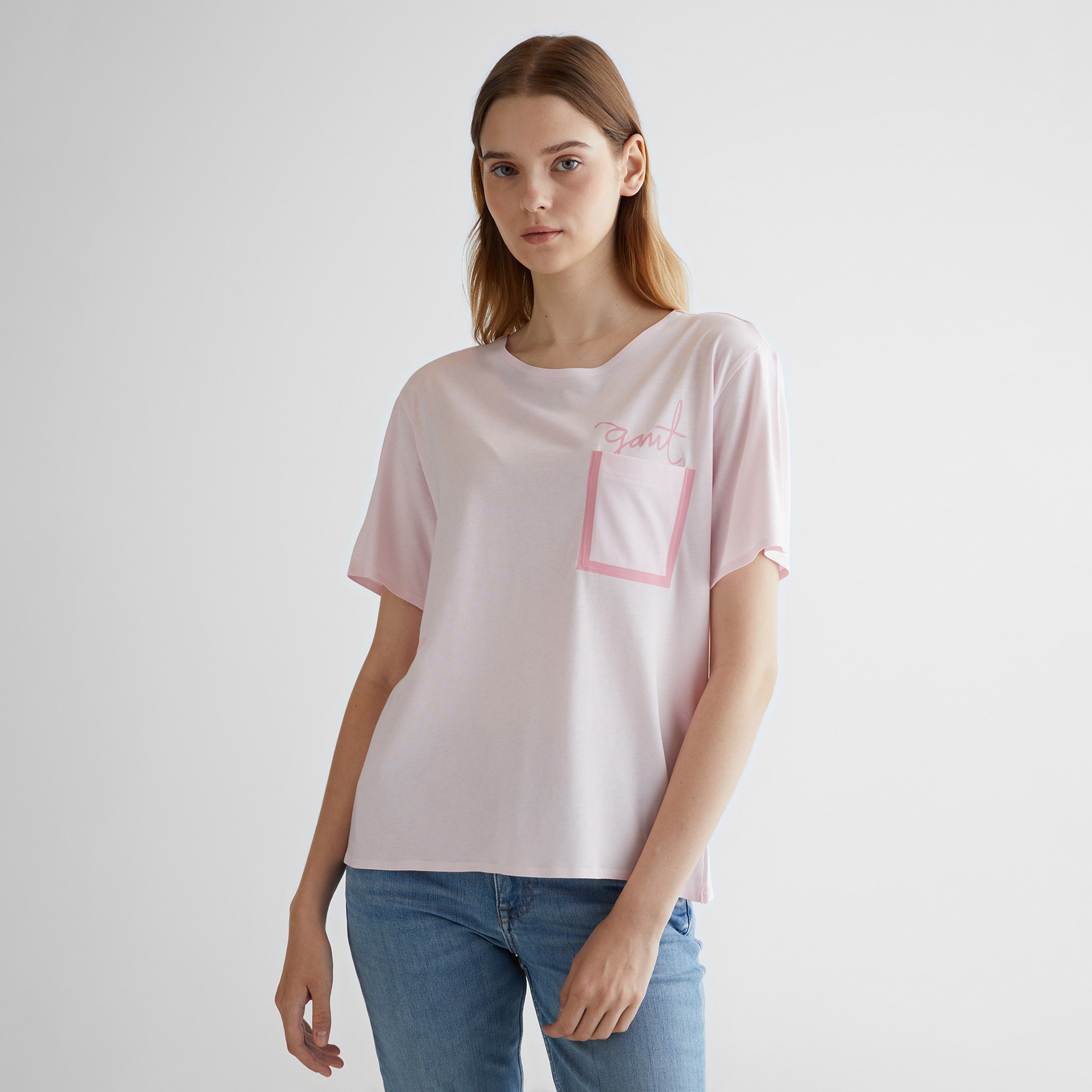 GANT Kadın Pembe Oversize Fit Bisiklet Yaka Logolu T-shirt