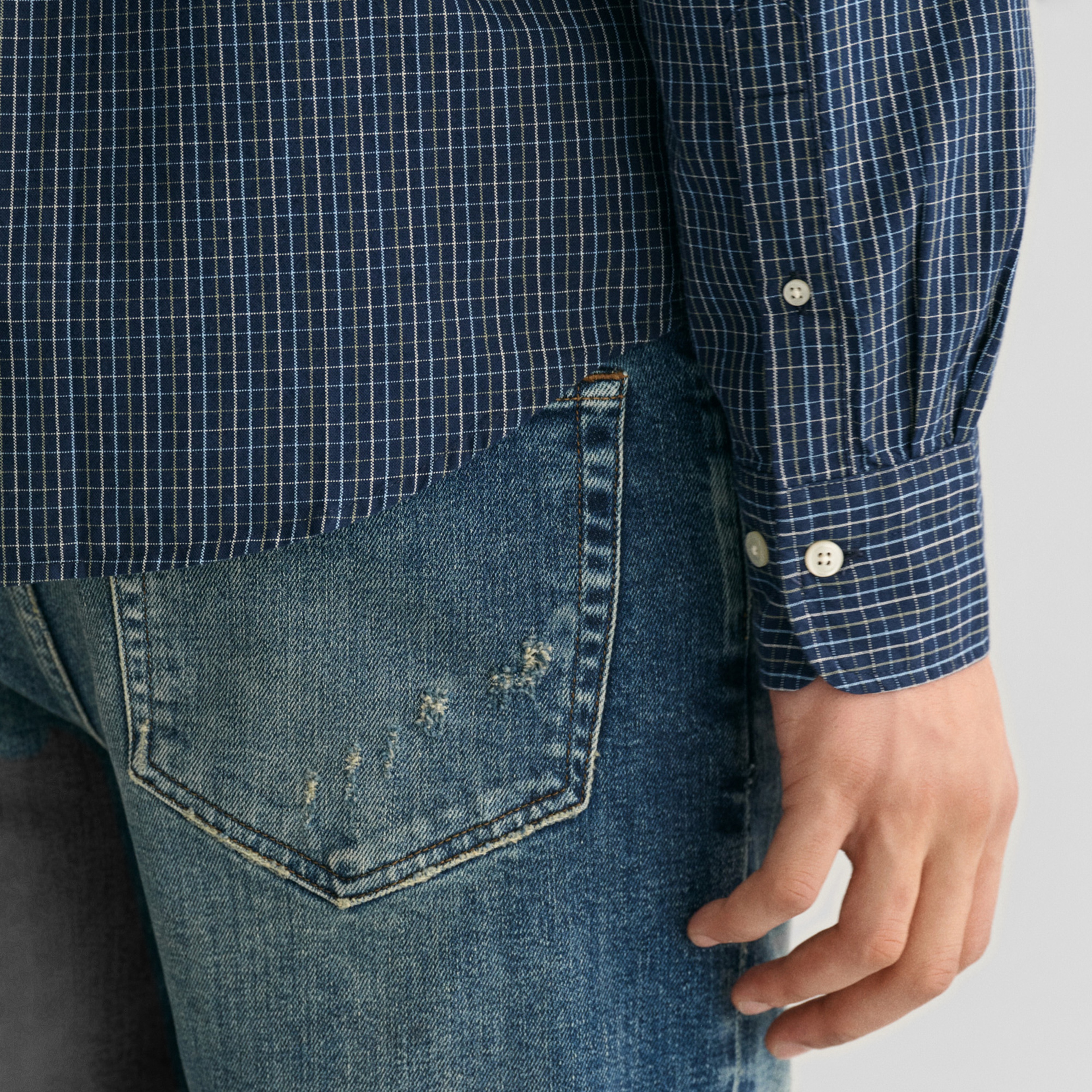 GANT Erkek Lacivert Regular Fit Düğmeli Yaka Kareli Oxford Gömlek
