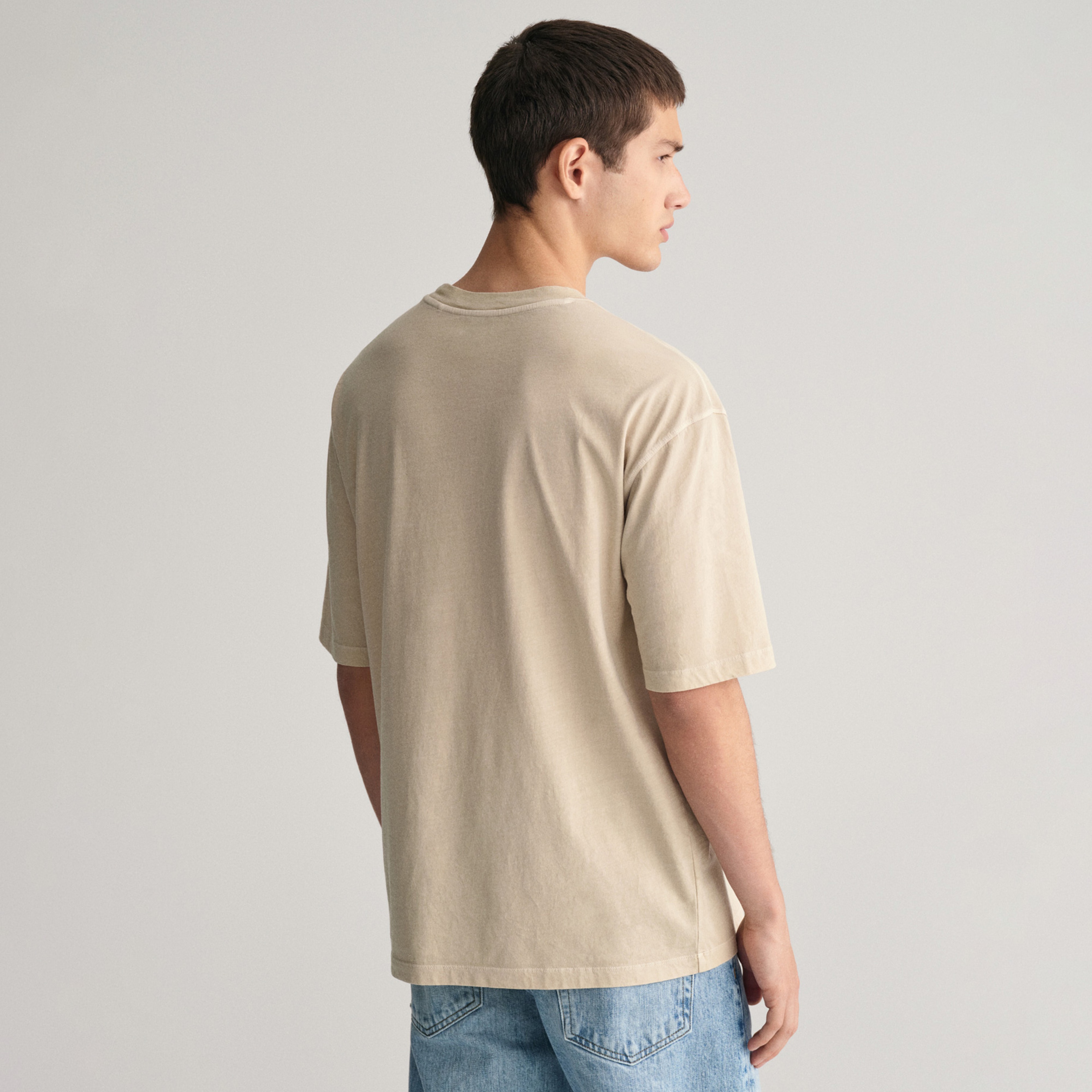 GANT Erkek Bej Relaxed Fit Bisiklet Yaka Logolu T-shirt