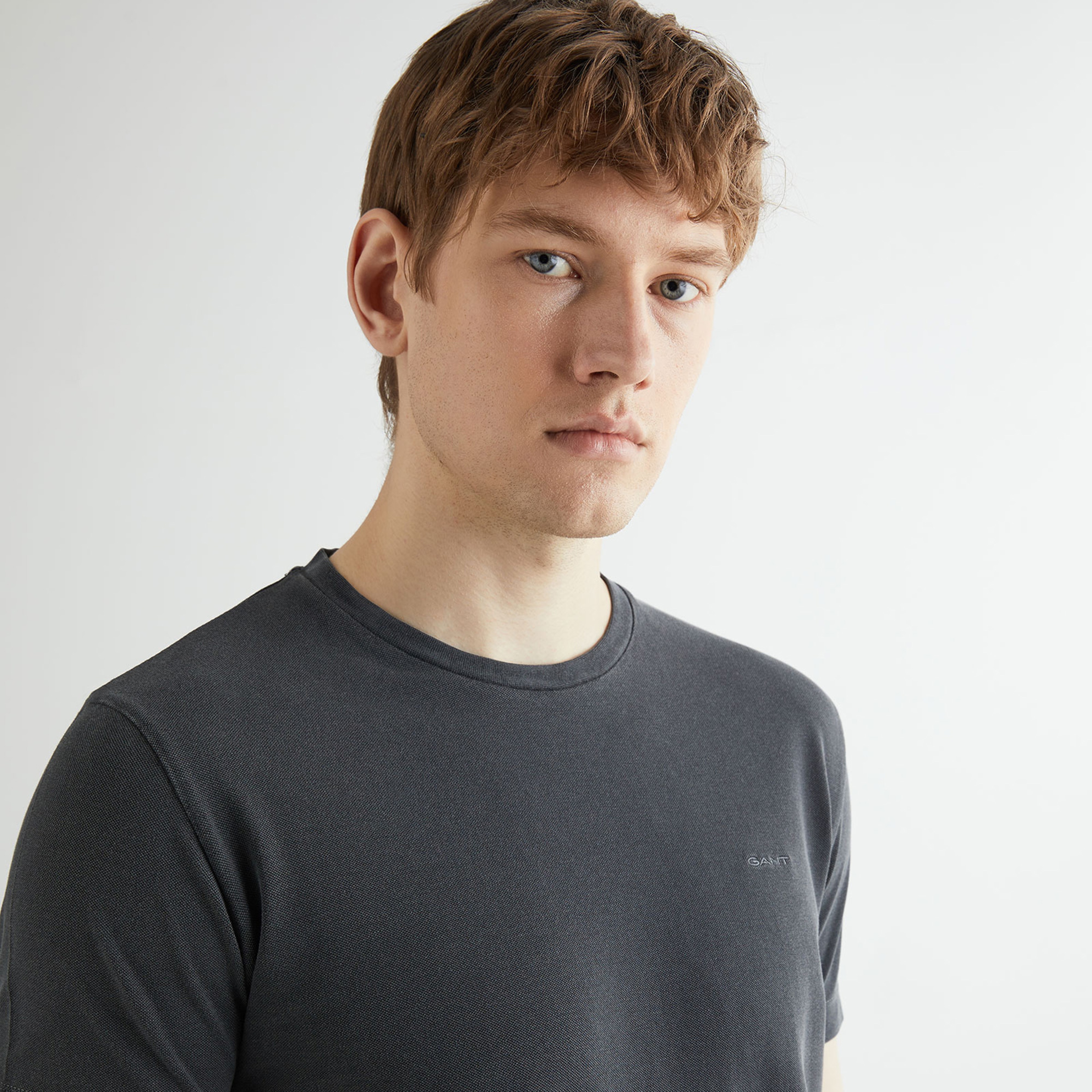 GANT Erkek Siyah Slim Fit Bisiklet Yaka T-shirt