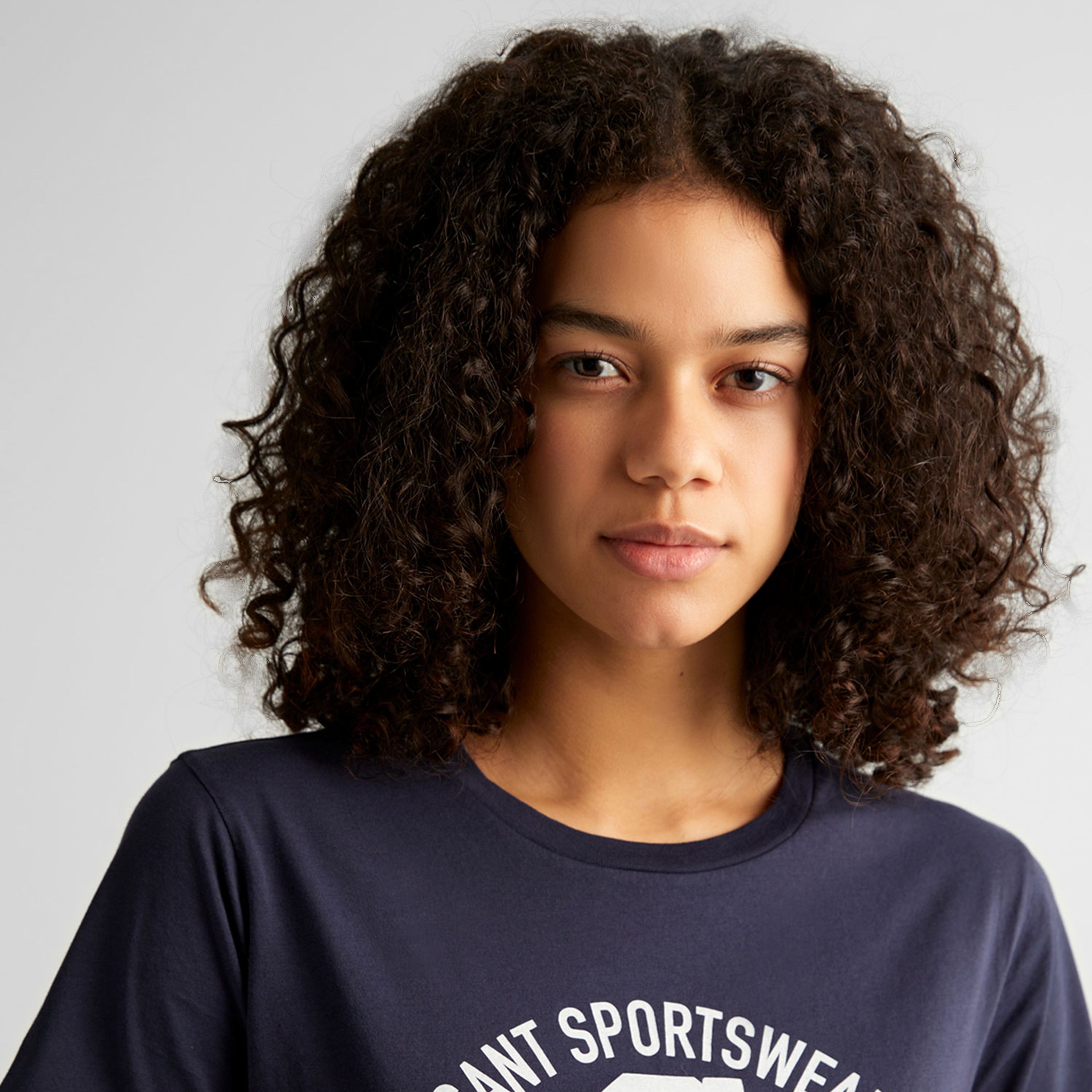 GANT Kadın Lacivert Regular Fit T-Shirt