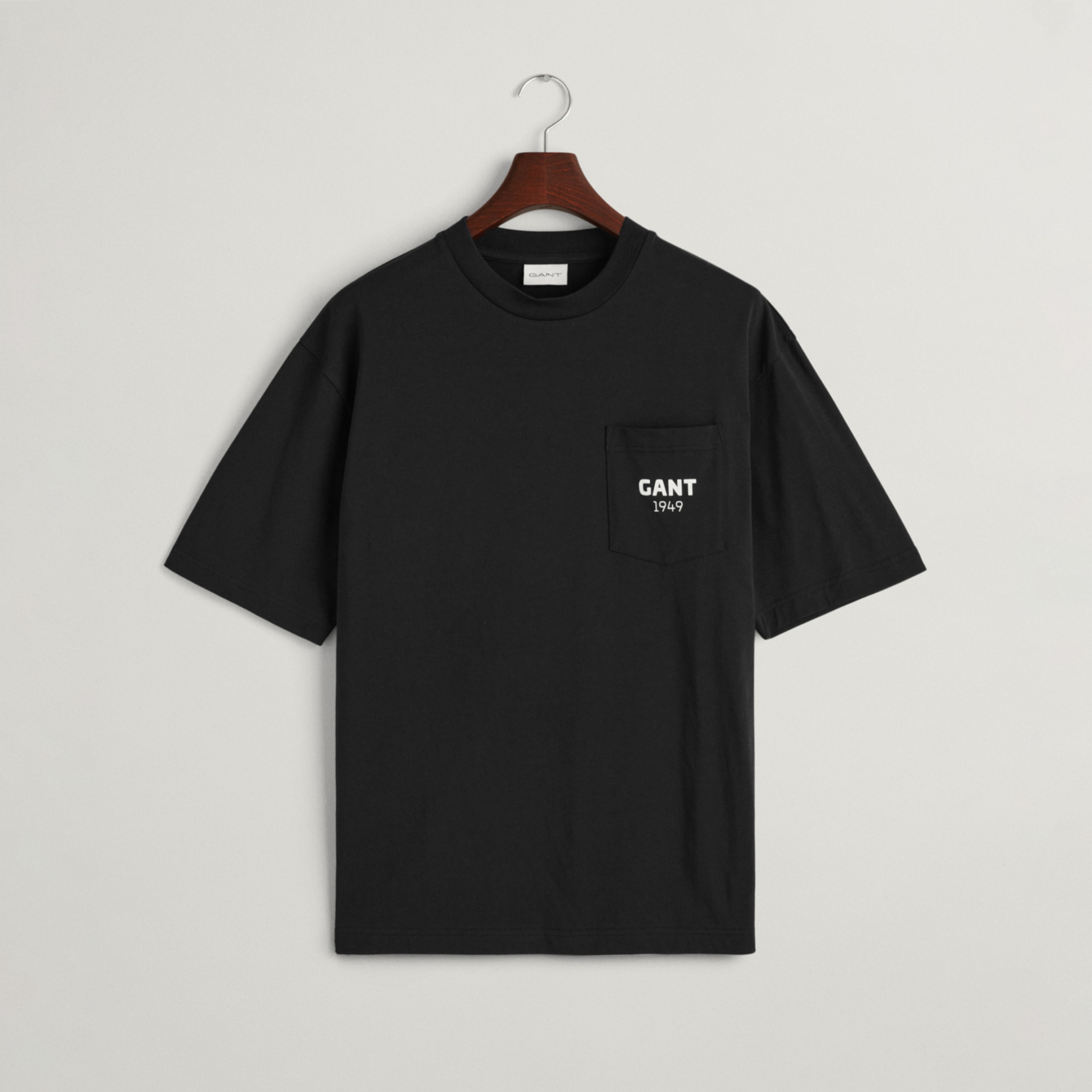 GANT Erkek Siyah Relaxed Fit Bisiklet Yaka Logolu T-shirt