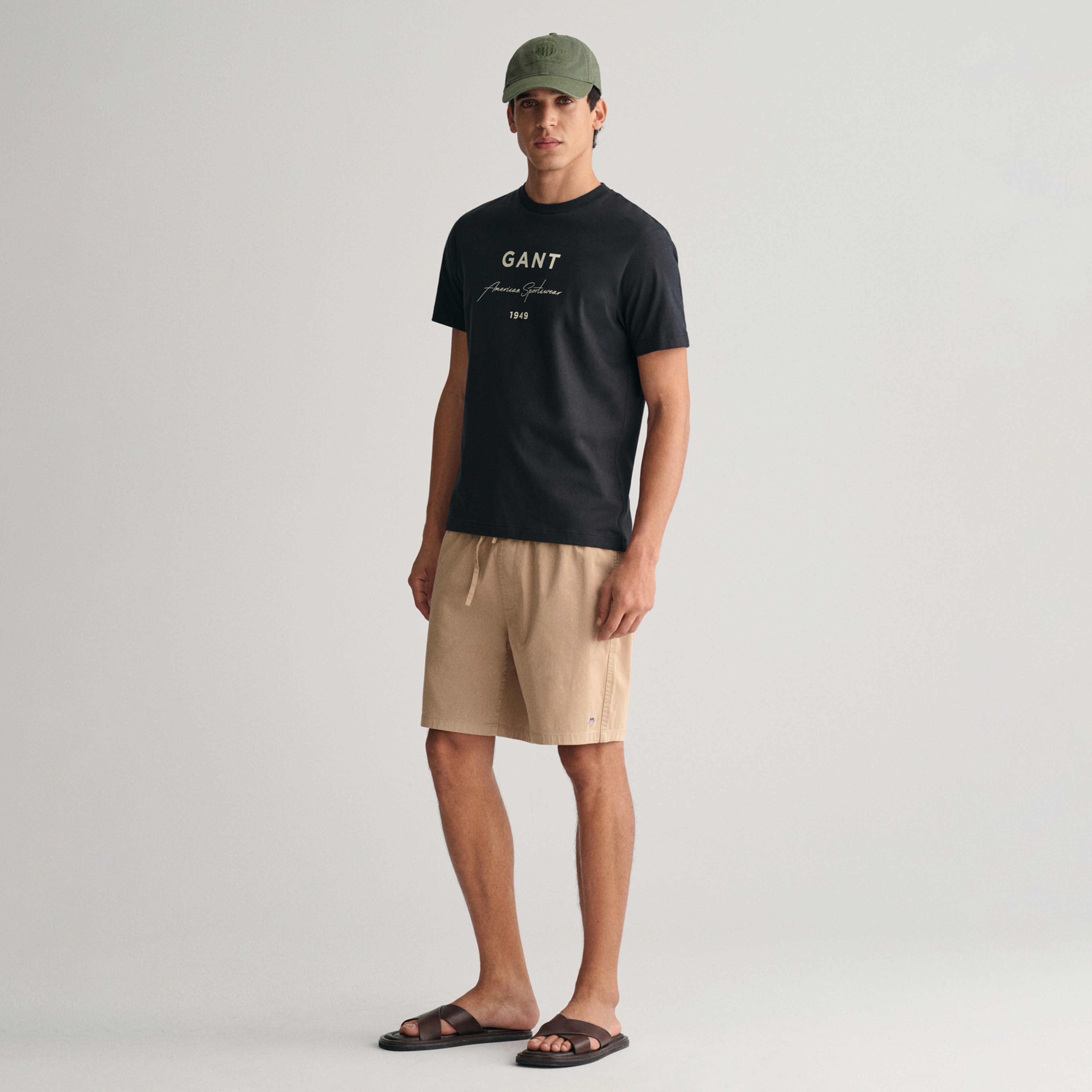GANT Erkek Bej Regular Fit Logolu Şort
