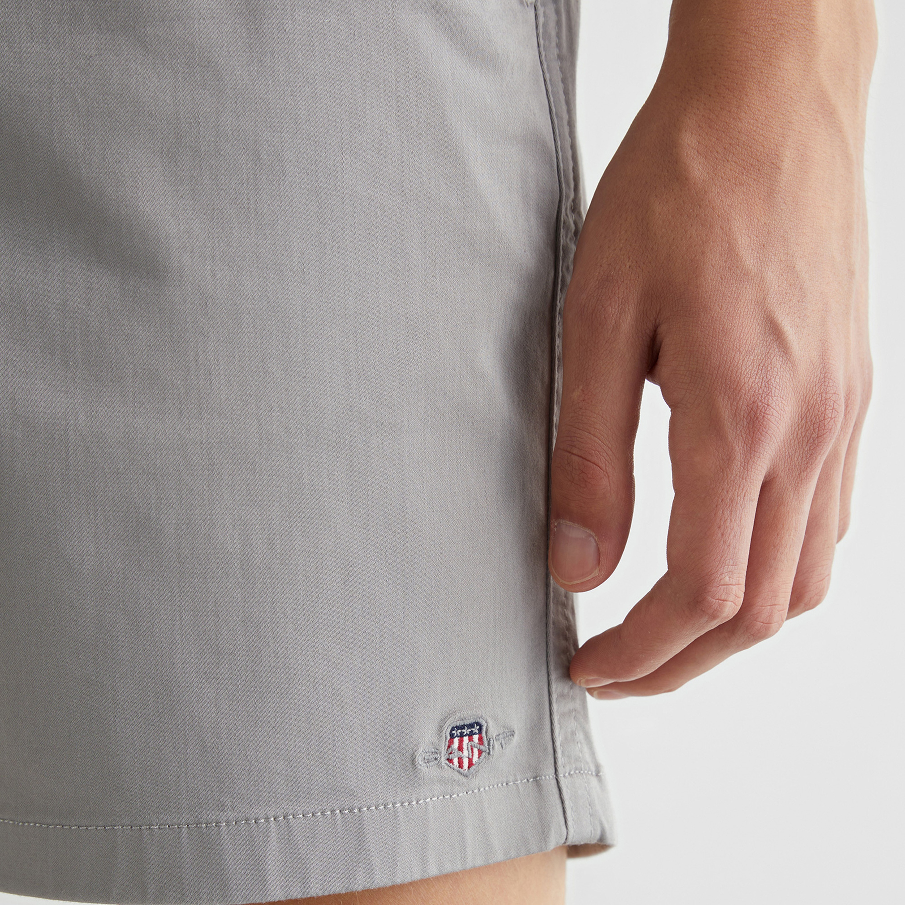 GANT Erkek Gri Regular Fit Logolu Şort