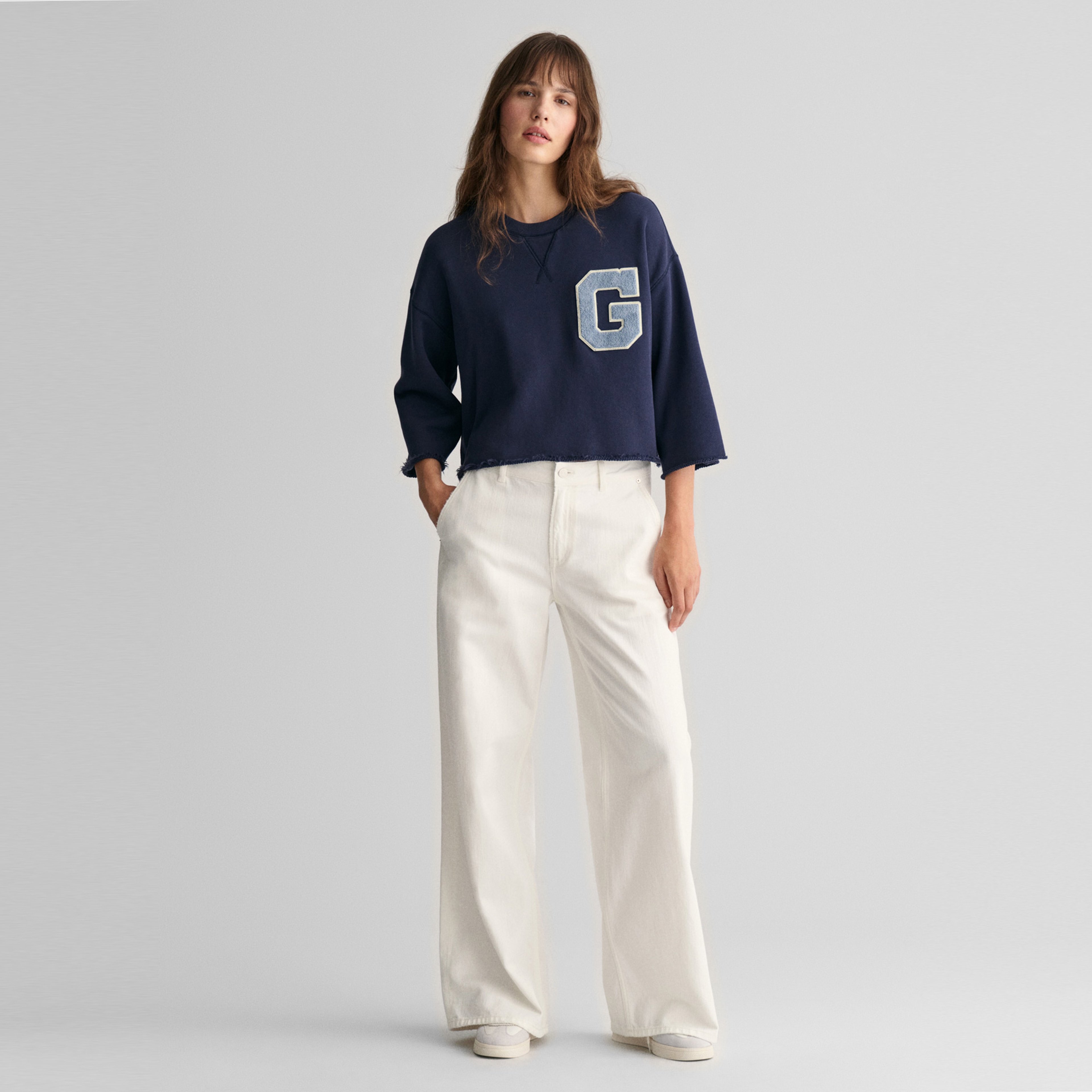 GANT Kadın Lacivert Relaxed Fit Bisiklet Yaka Logolu Sweatshirt