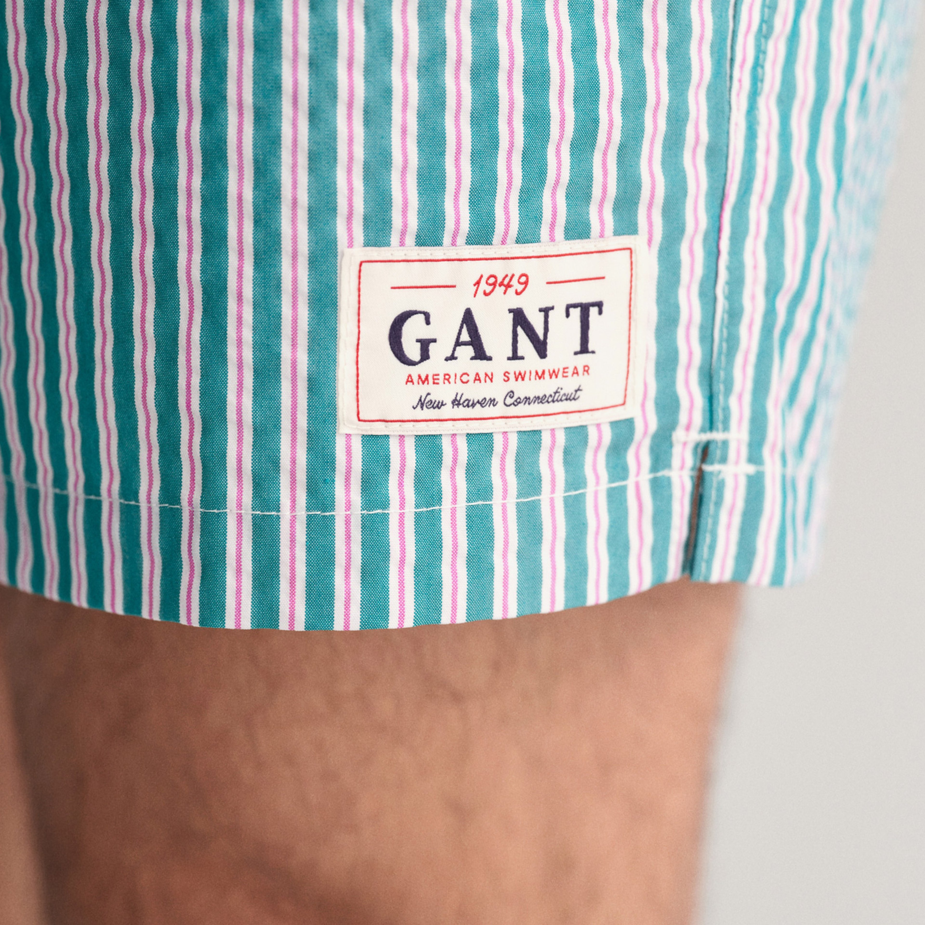 GANT Erkek Yeşil Regular Fit Çizgili Mayo Şort