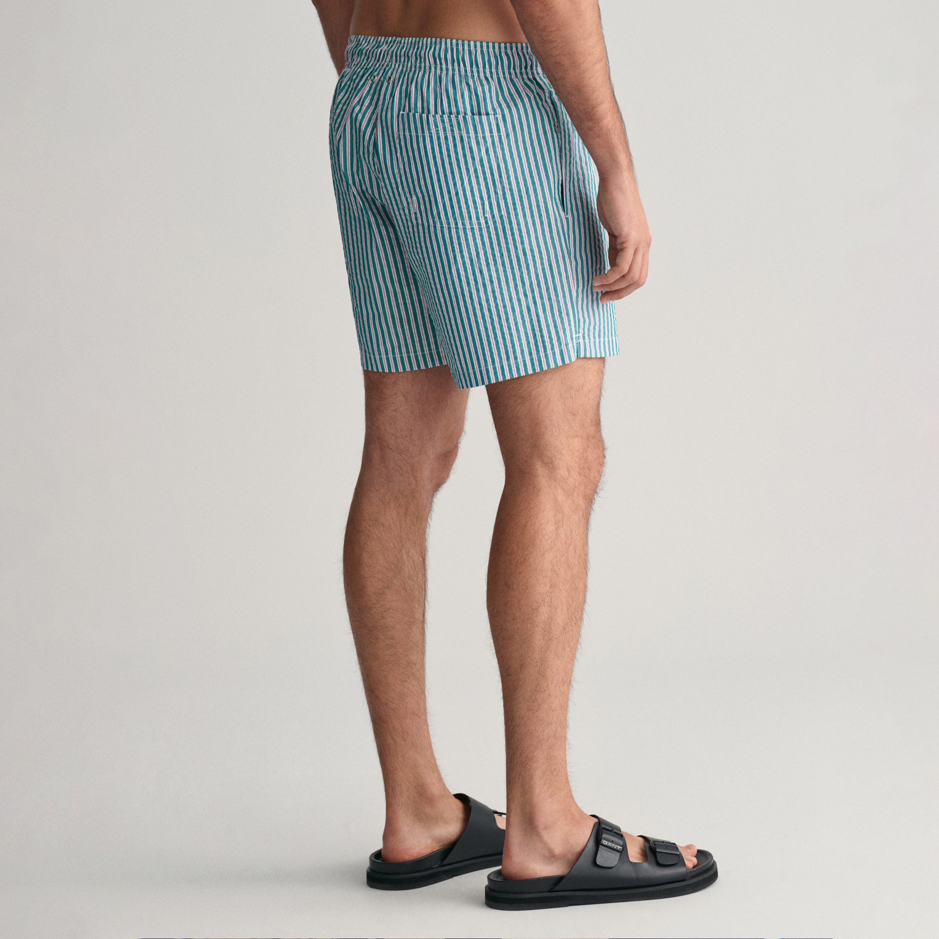 GANT Erkek Yeşil Regular Fit Çizgili Mayo Şort