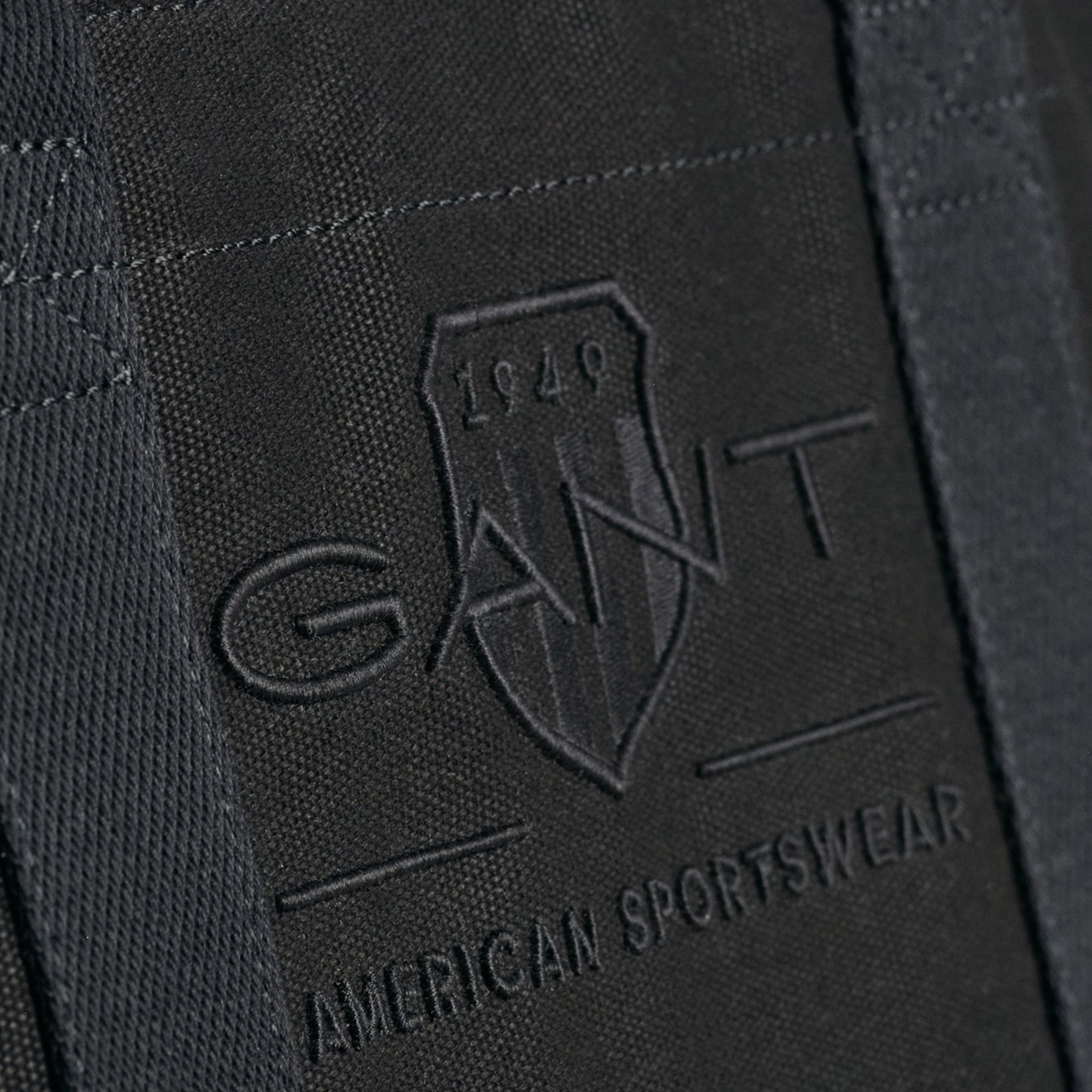 GANT Unisex Siyah Logolu Çanta