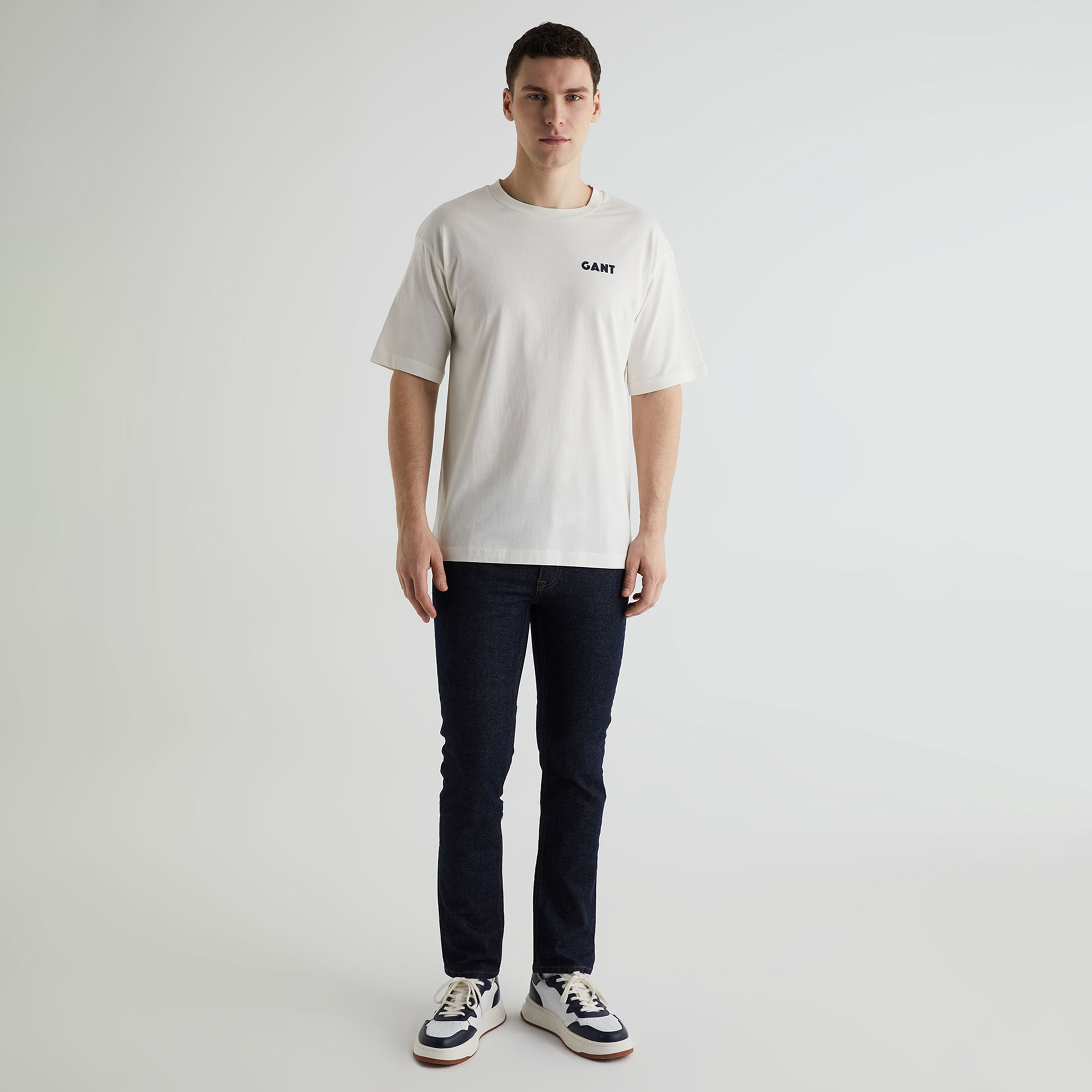 GANT Erkek Krem Regular Fit Bisiklet Yaka Logolu T-shirt