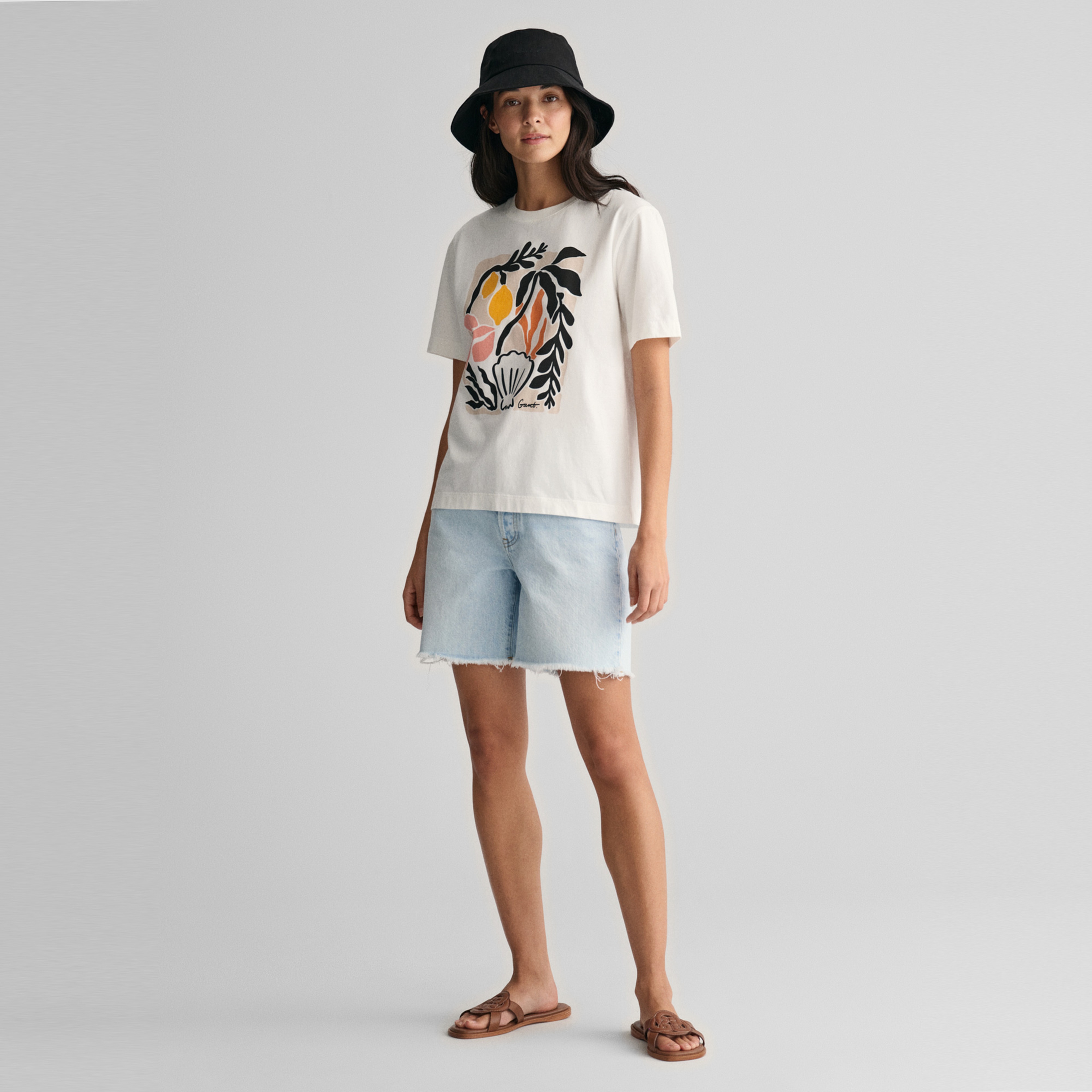 GANT Kadın Krem Relaxed Fit Bisiklet Yaka Desenli T-shirt