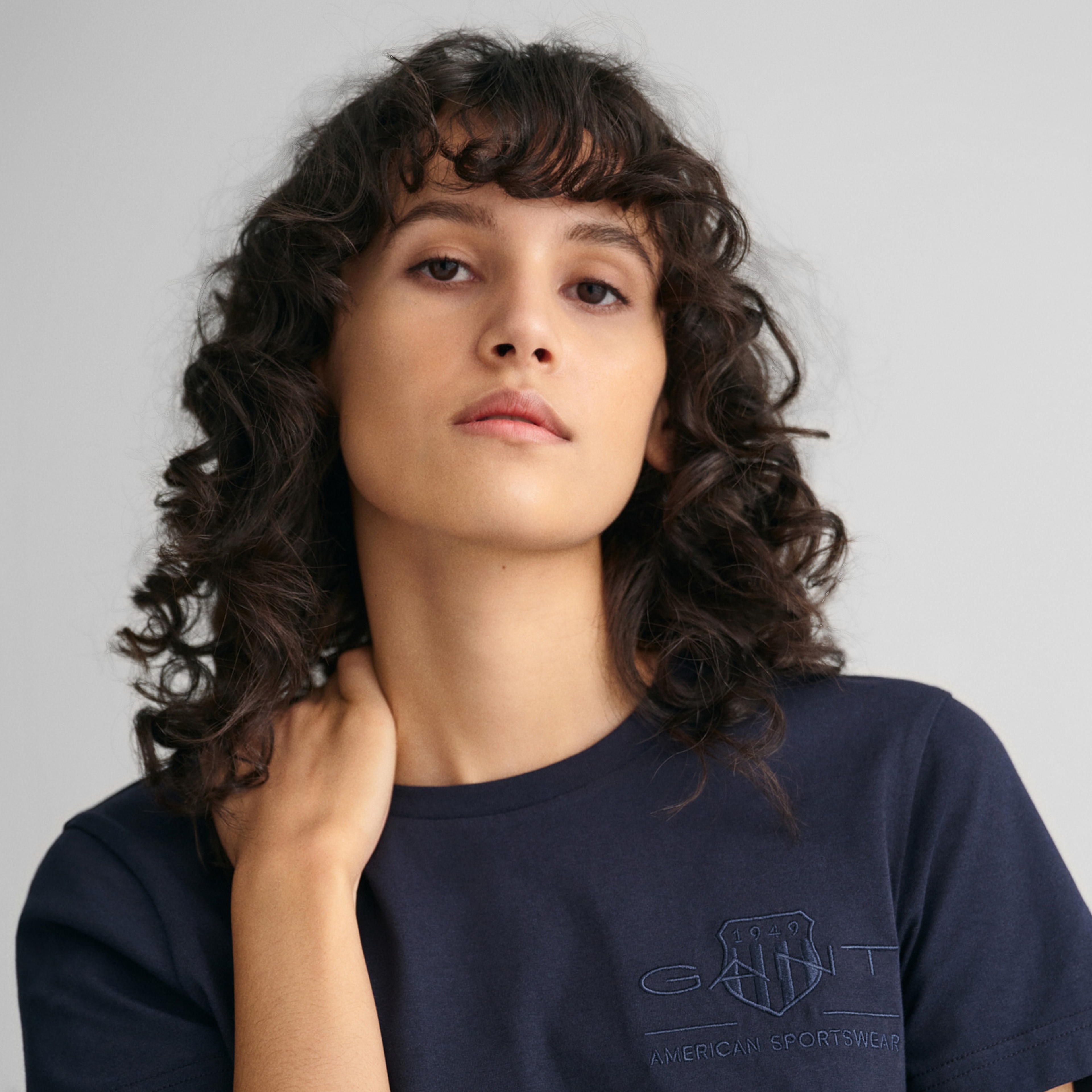 GANT Kadın Lacivert Regular Fit T-Shirt