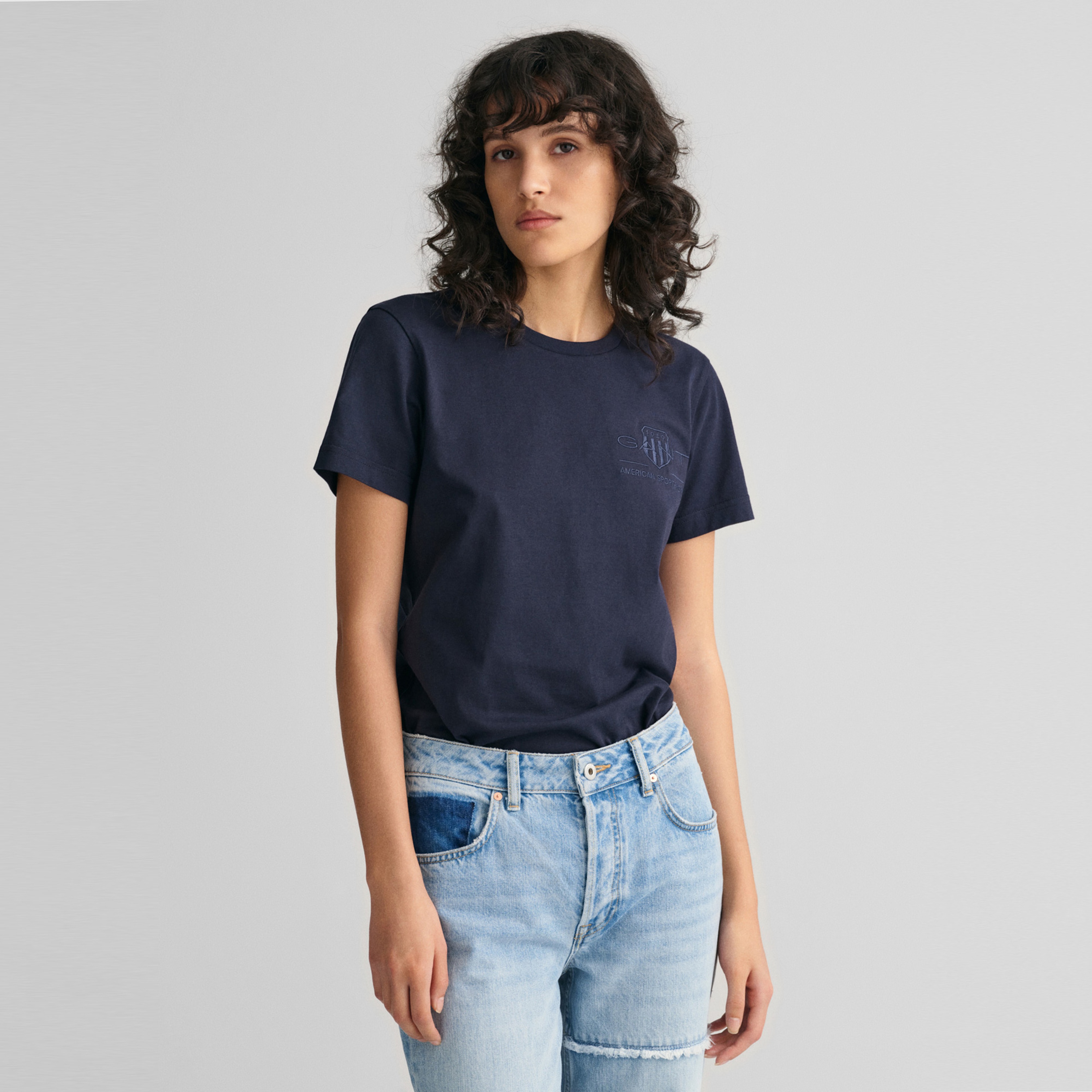 GANT Kadın Lacivert Regular Fit T-Shirt