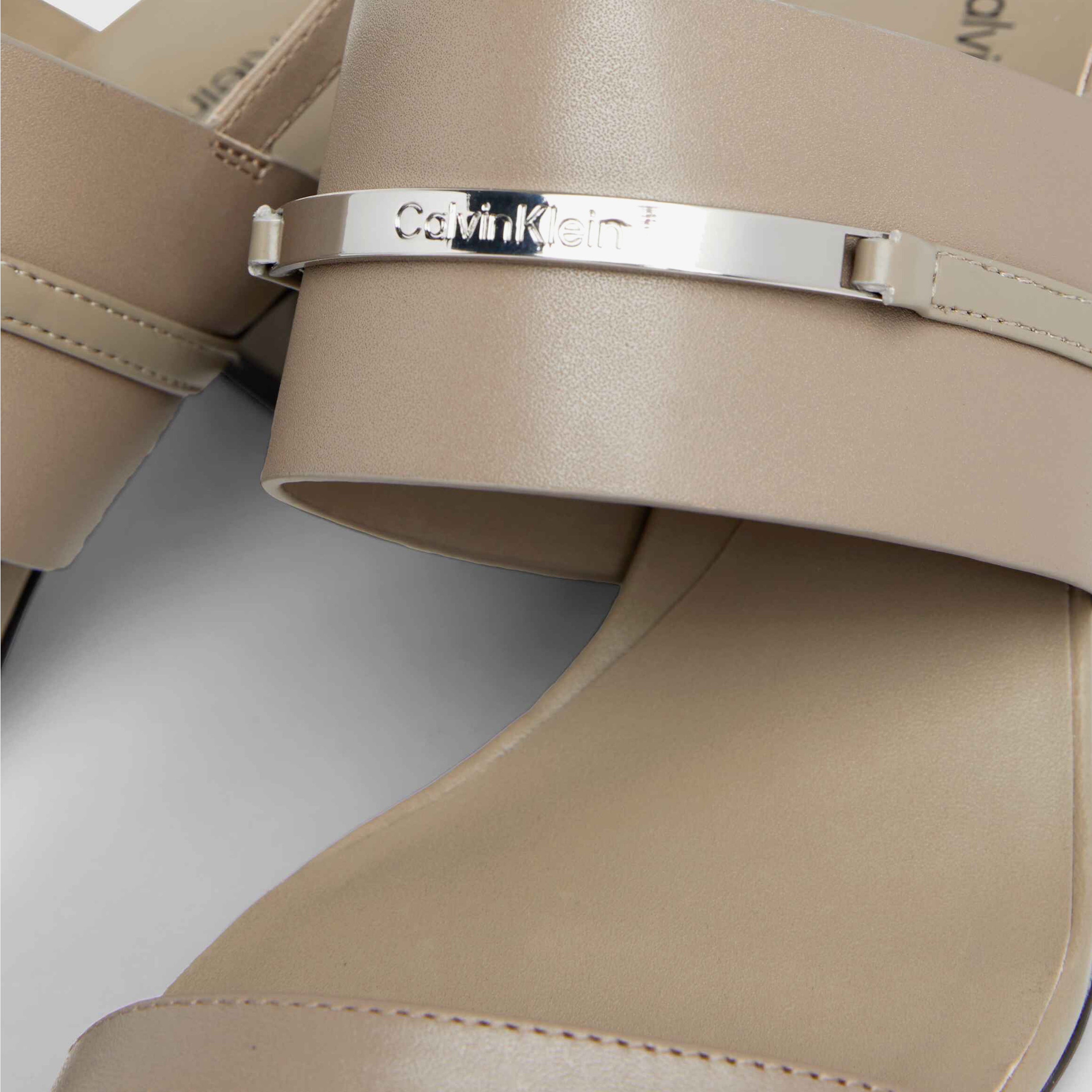 Calvin Klein Squared Block Heel Kadın Gri Topuklu Ayakkabı