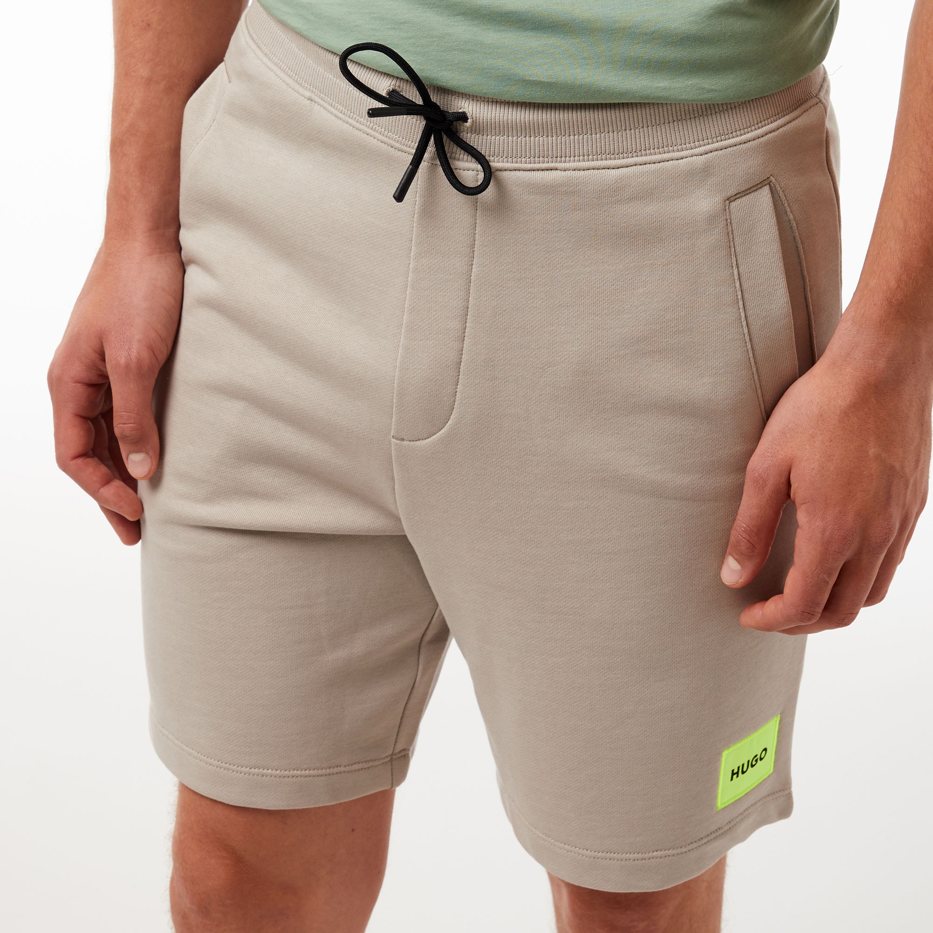 Hugo Diz 222 Erkek Bej Şort