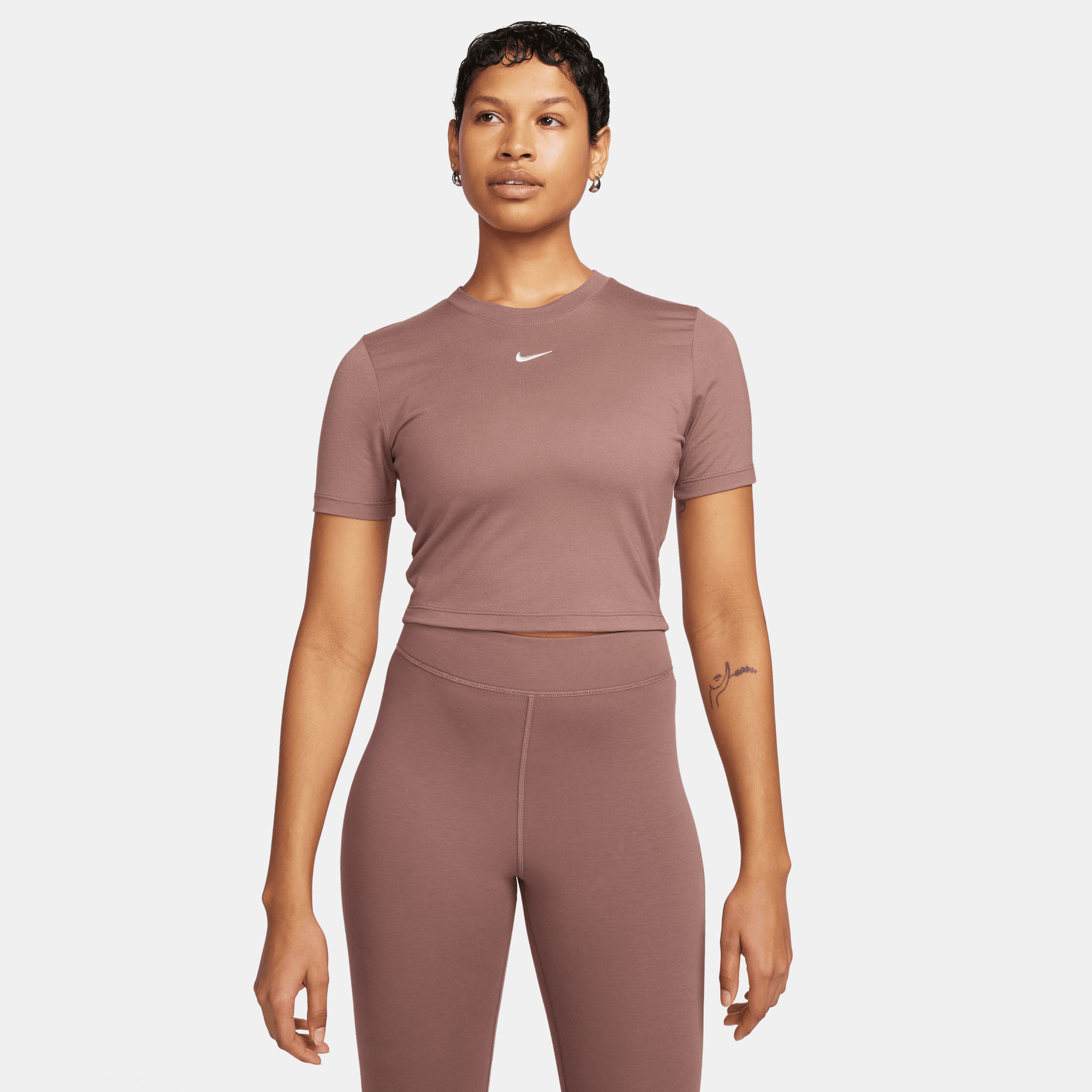 Nike Sportswear Essential Kadın Kahverengi Crop T-Shirt