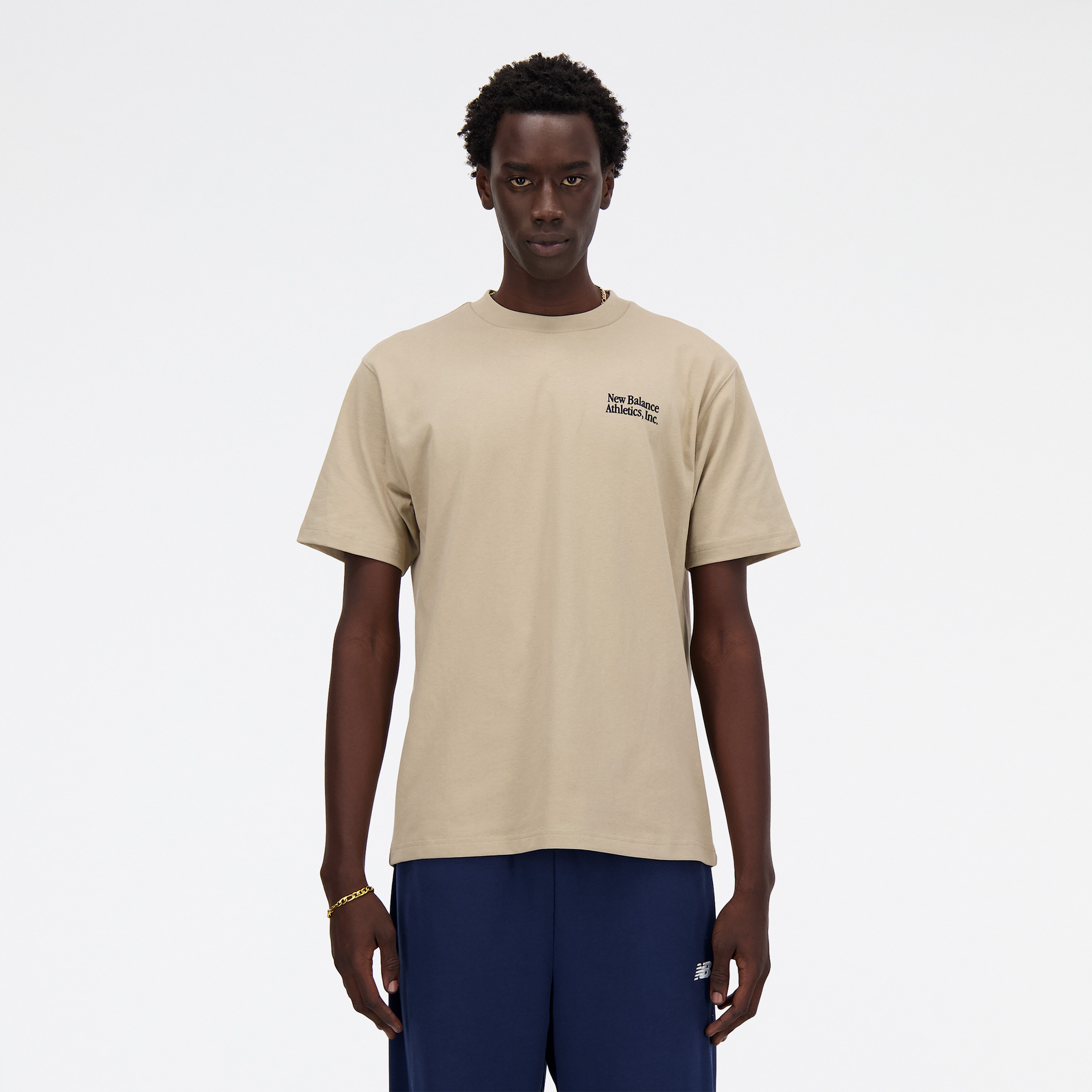 New Balance Athletics Flocked Relaxed Tee Erkek T-Shirt