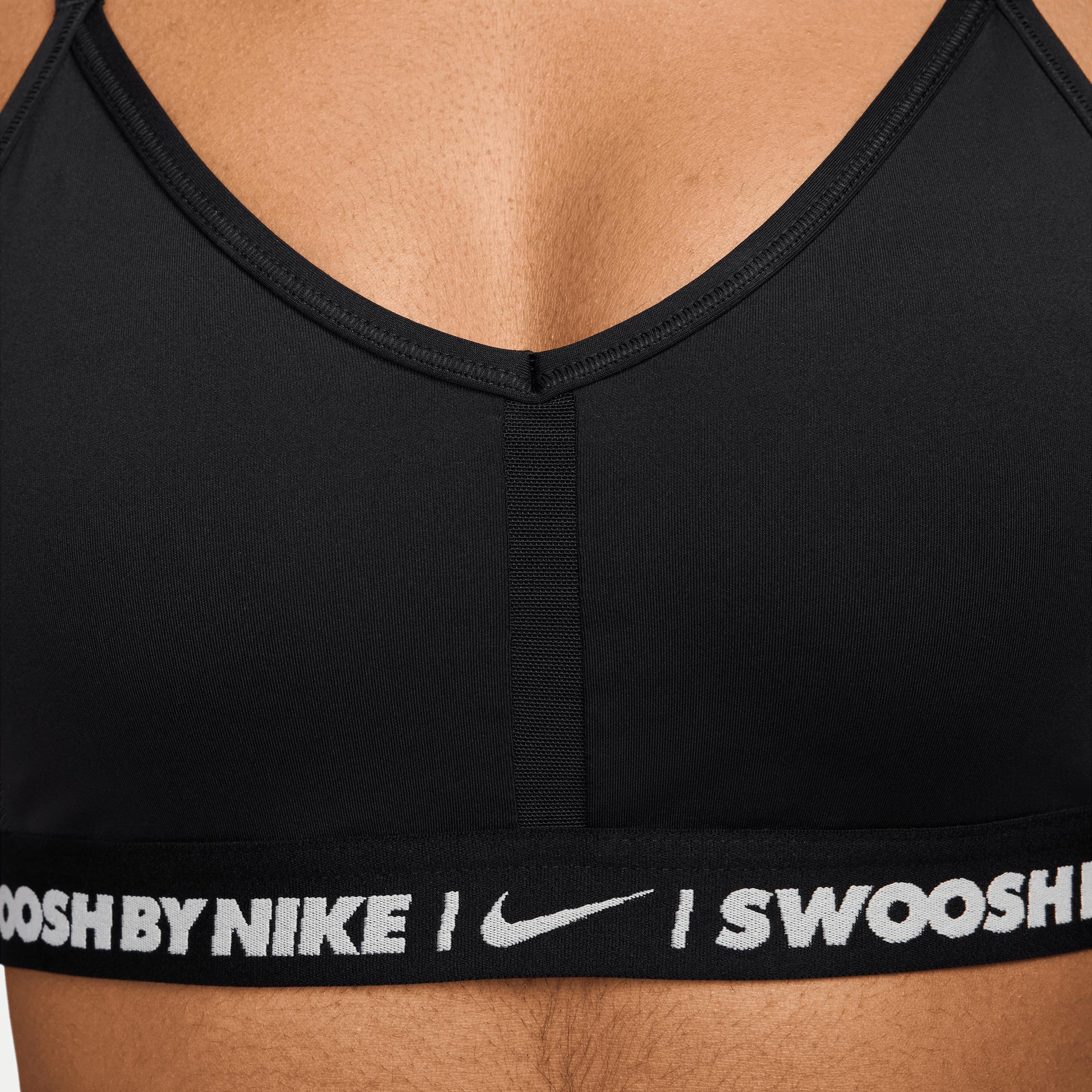 Nike Indy Light-Support Padded V-Neck Sports Kadın Siyah Bra