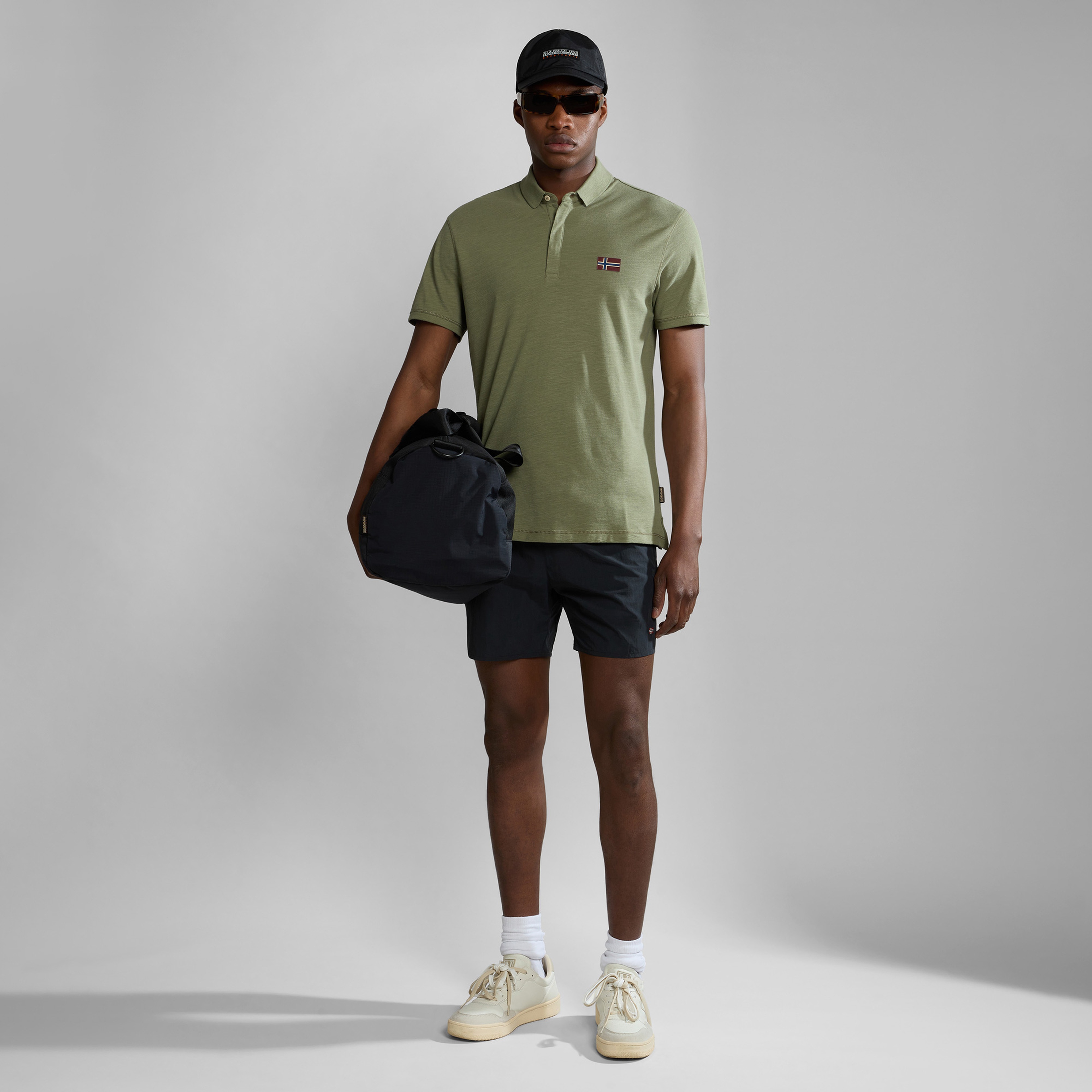 Napapijri V-Haldane Erkek Siyah Deniz Şortu