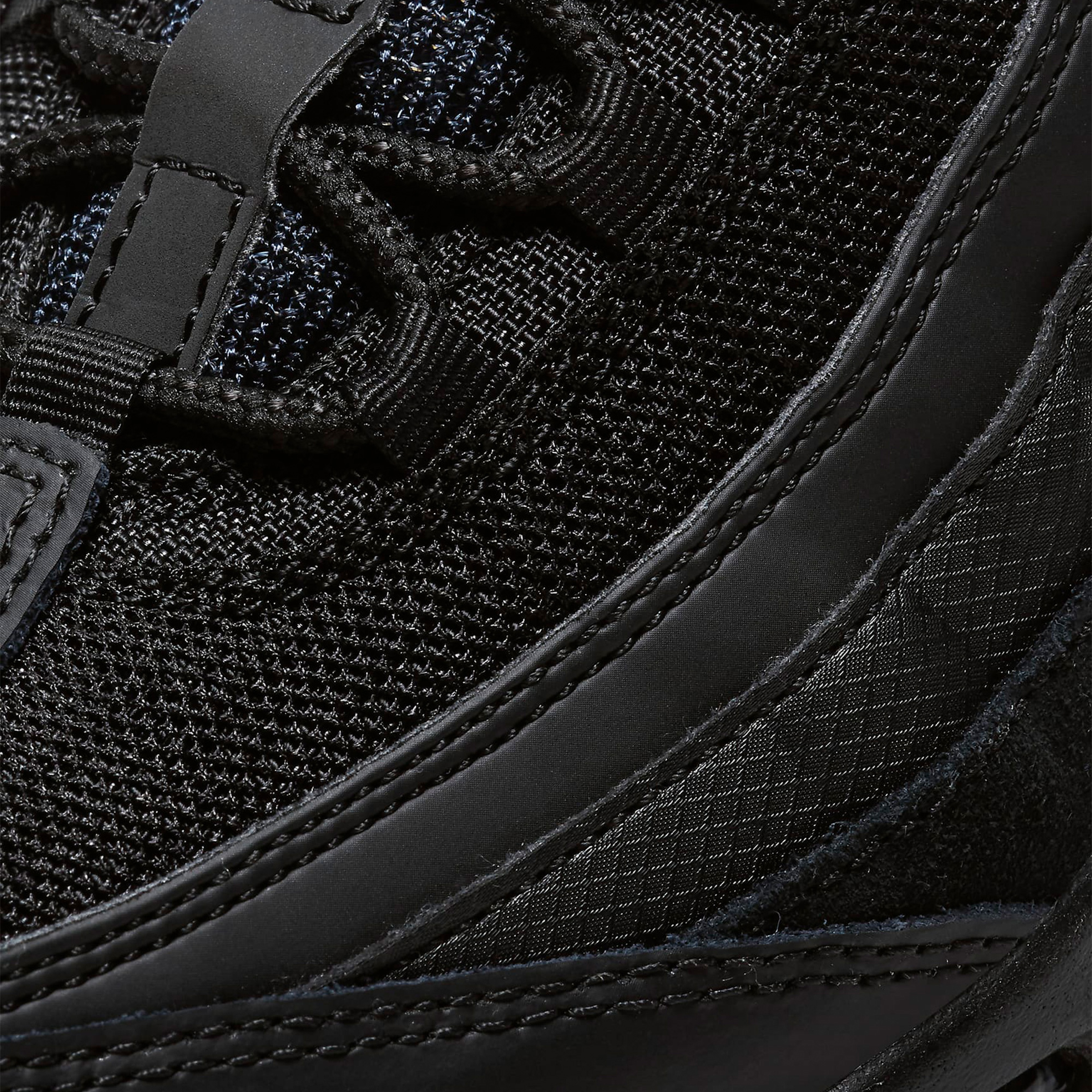 Nike Air Max 95 Essentials Erkek Siyah Spor Ayakkabı