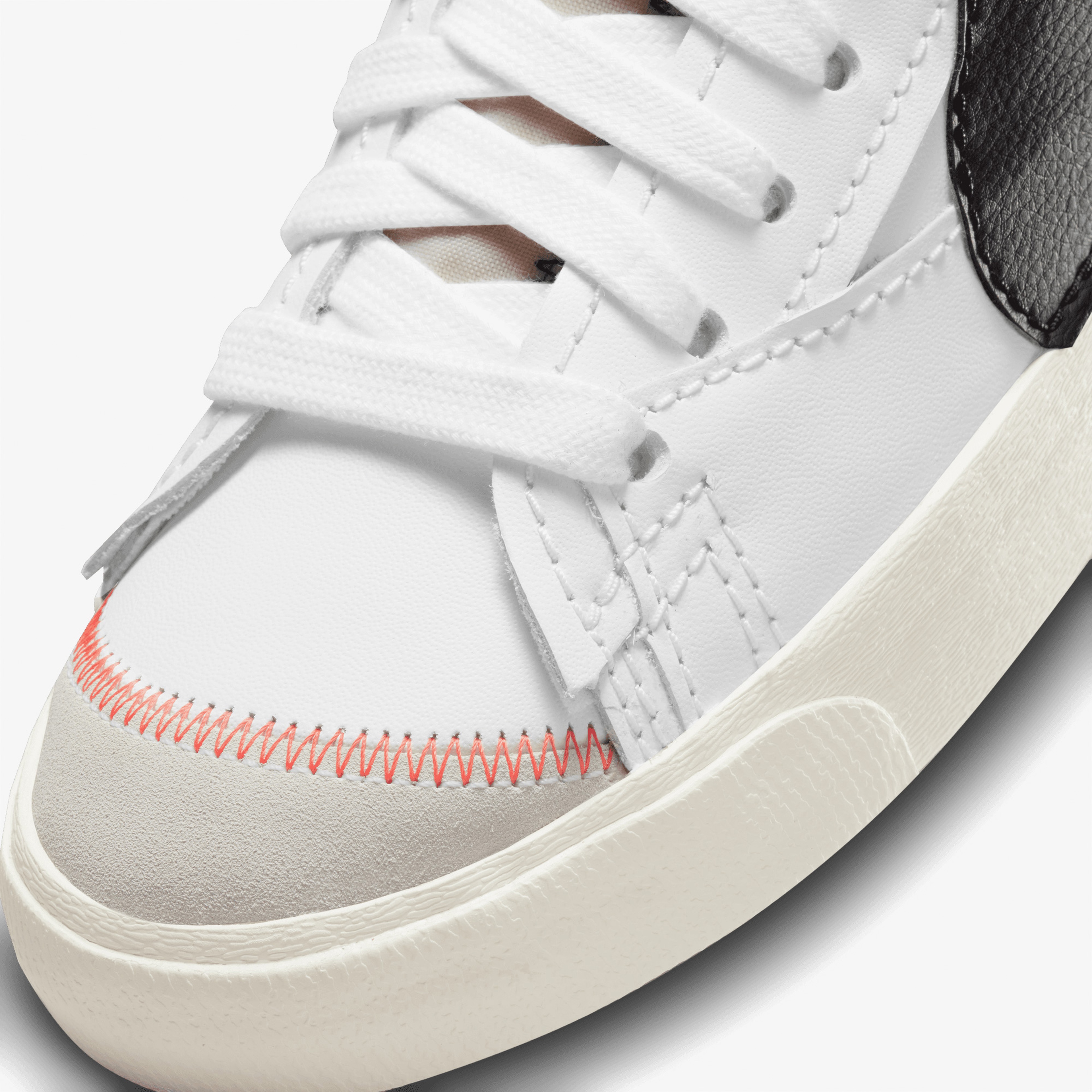 Nike Blazer Mid '77 Jumbo Erkek Beyaz Spor Ayakkabı