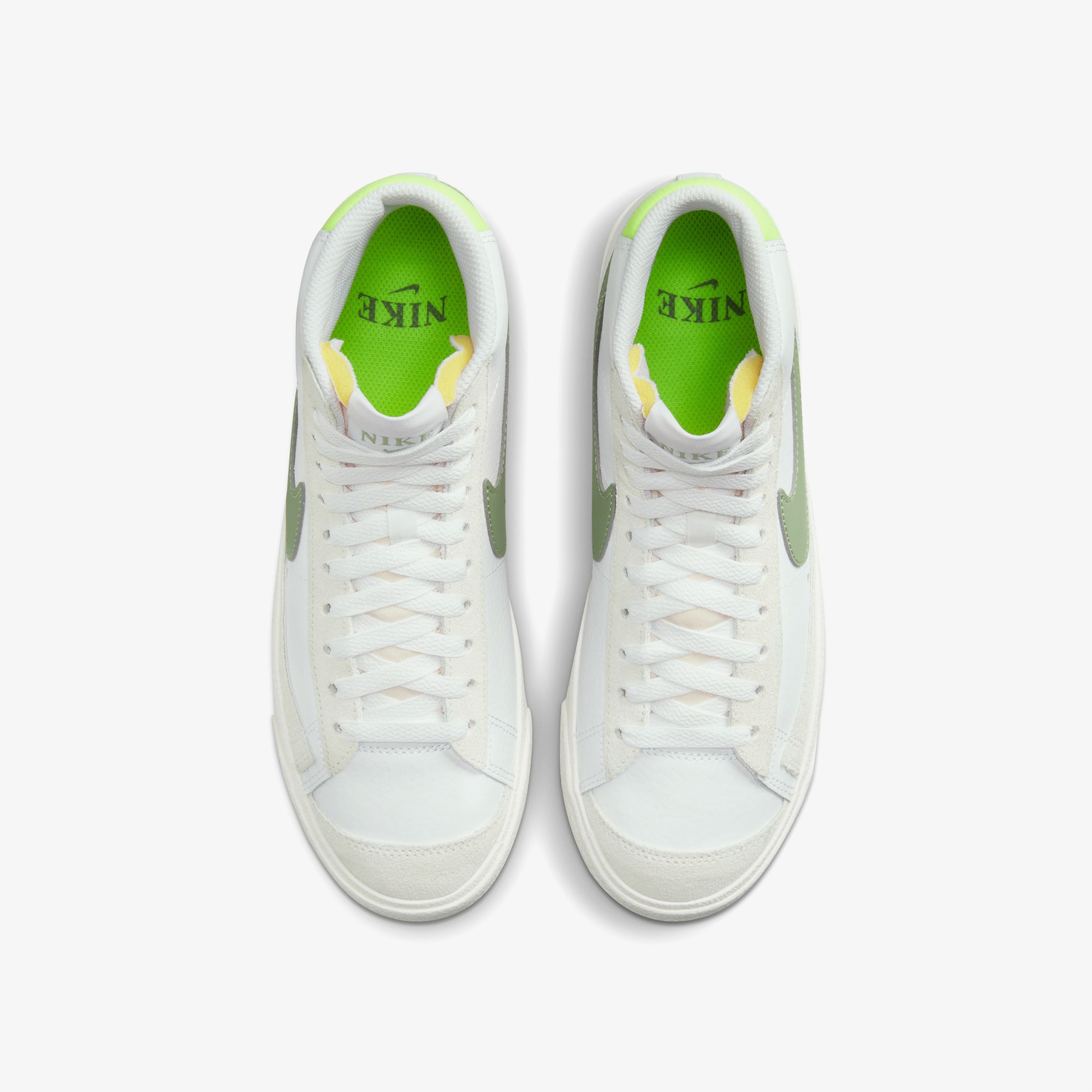 Nike Blazer Mid '77 Kadın Beyaz Spor Ayakkabı