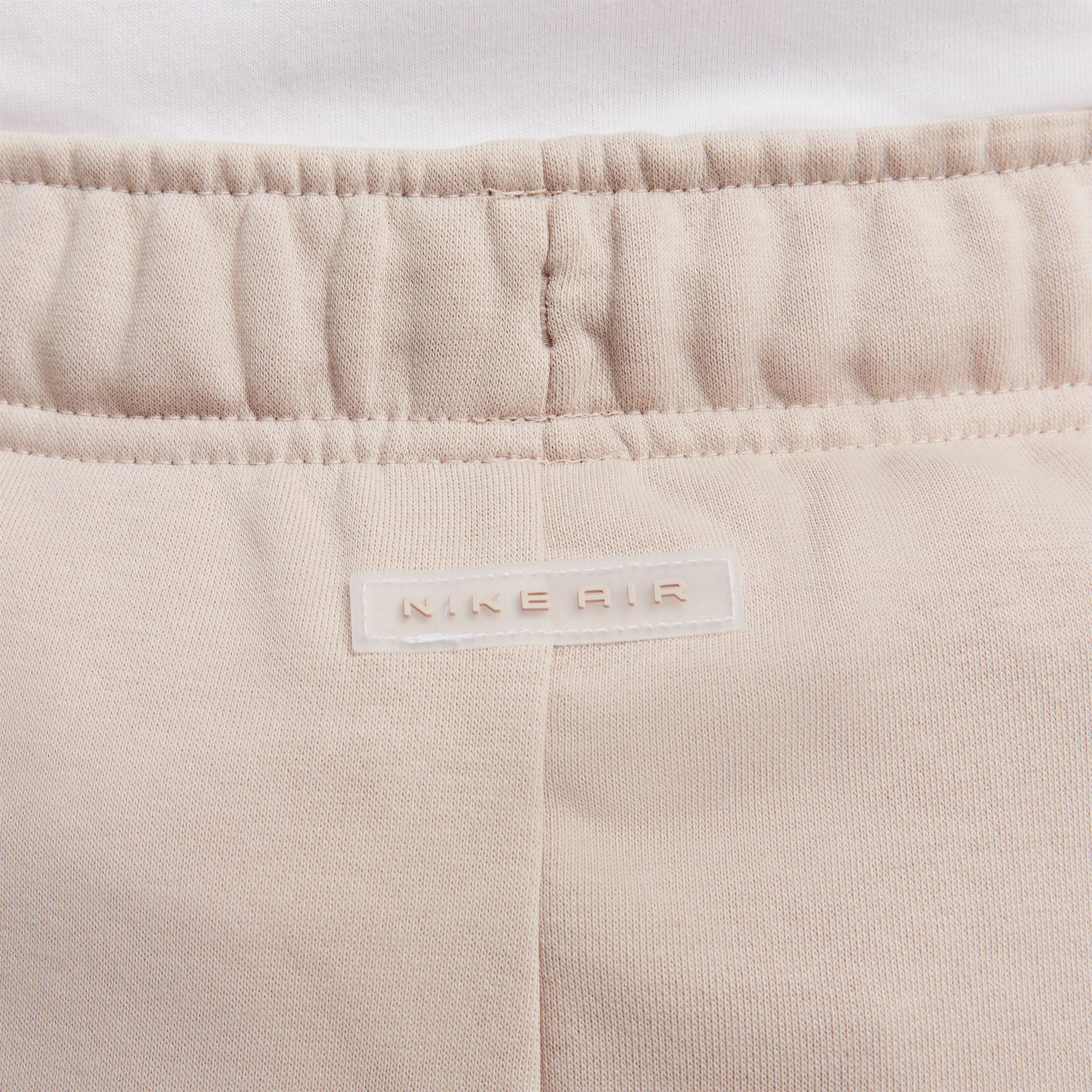 Nike Air Fleece Kadın Bej Şort