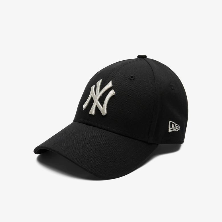 New Era Metallic Logo 9Forty Neyyan Kadın Siyah Şapka