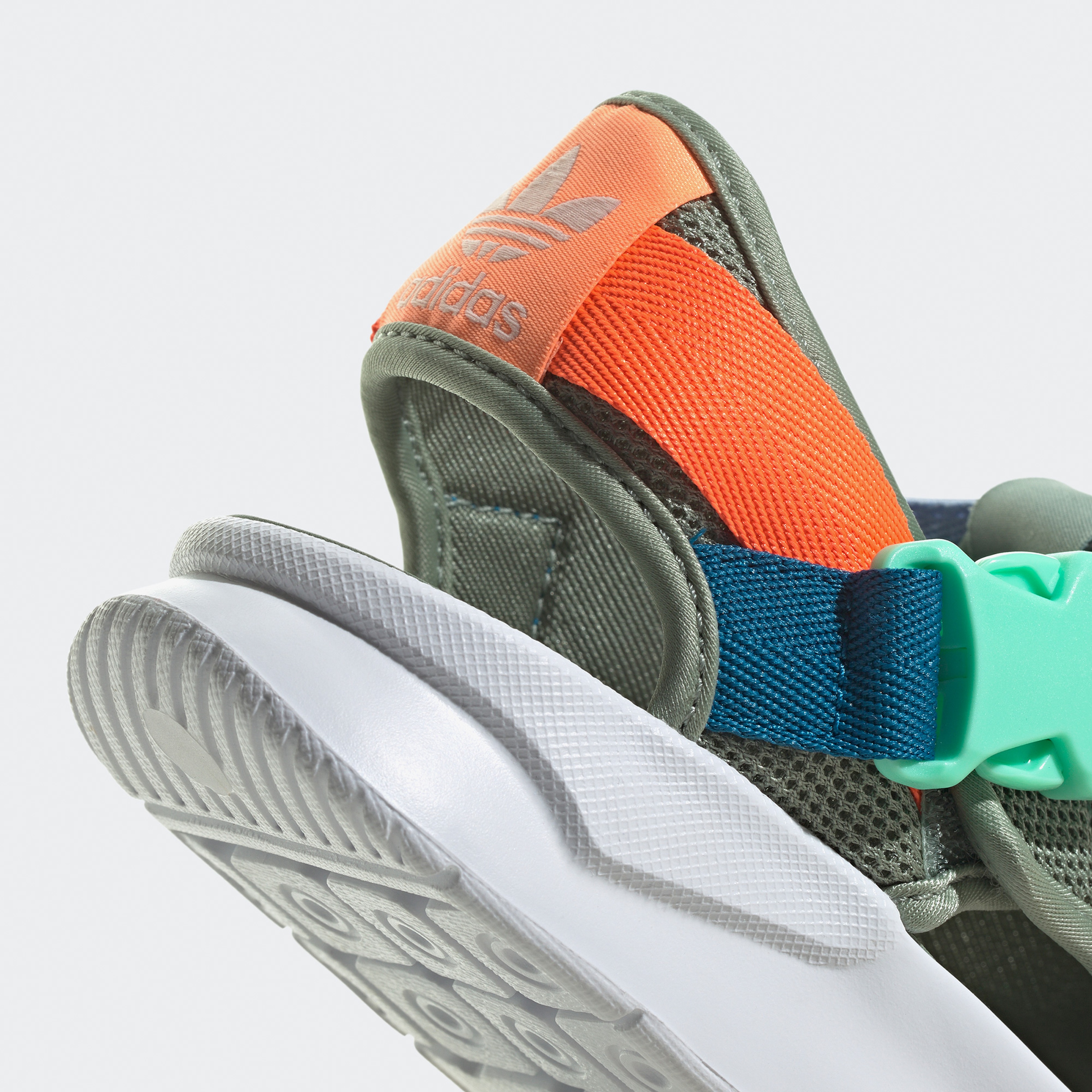 adidas 360 3.0 Çocuk Gri Sandalet