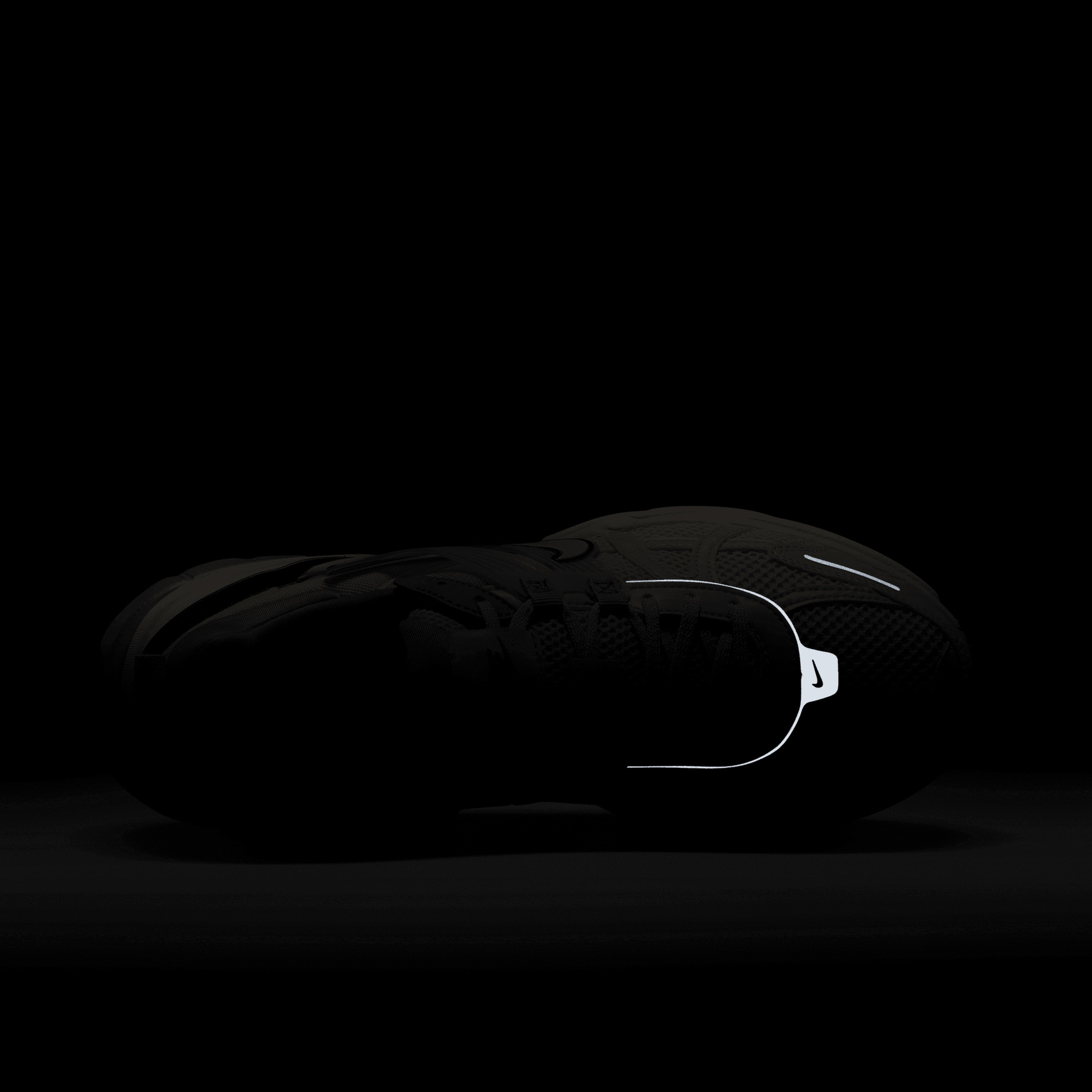 Nike V2K Run Kadın Bej Koşu Ayakkabısı