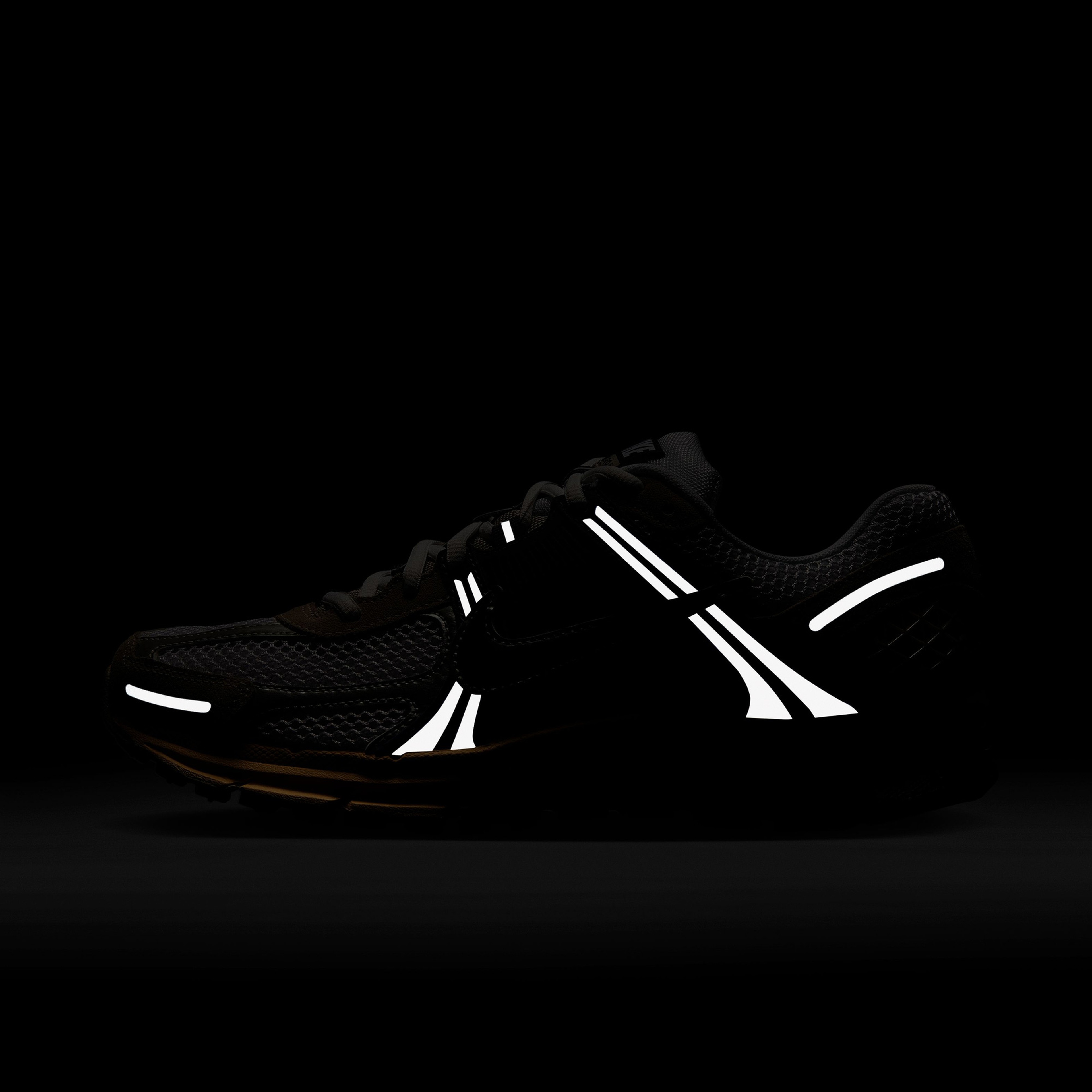 Nike Zoom Vomero 5 Unisex Beyaz Spor Ayakkabı