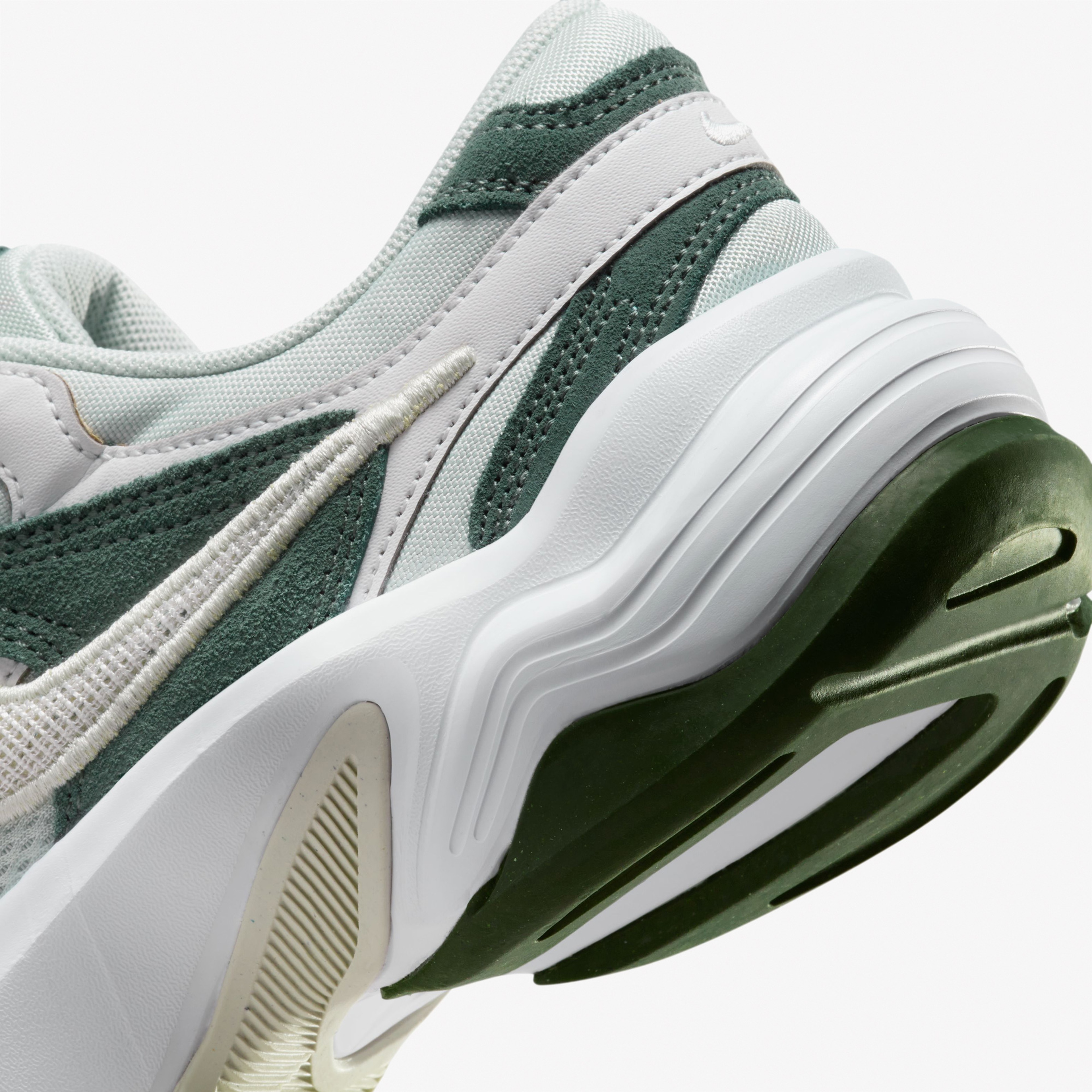 Nike AL8 Kadın Yeşil Spor Ayakkabı