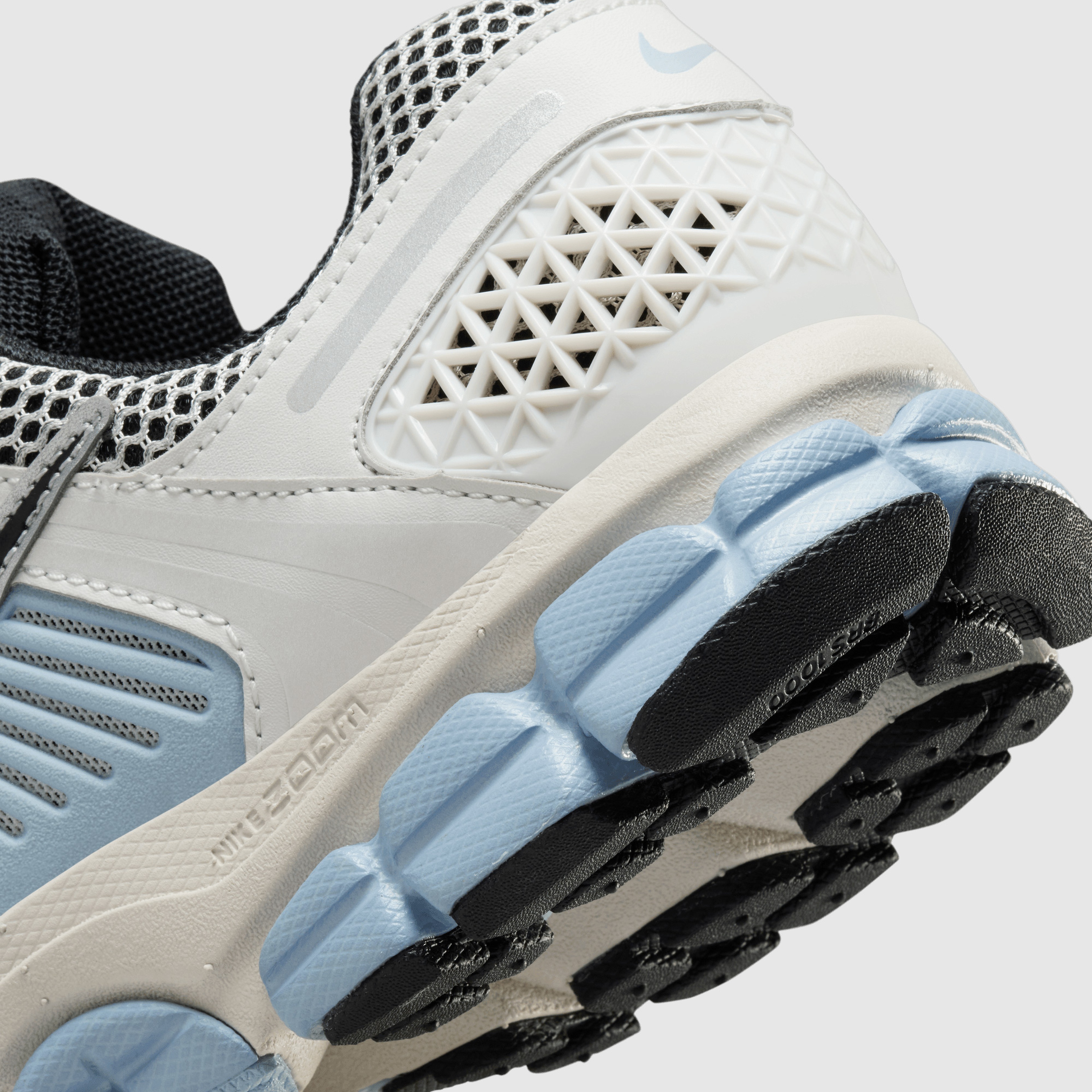 Nike Zoom Vomero 5 Sportswear Kadın Gri Spor Ayakkabı