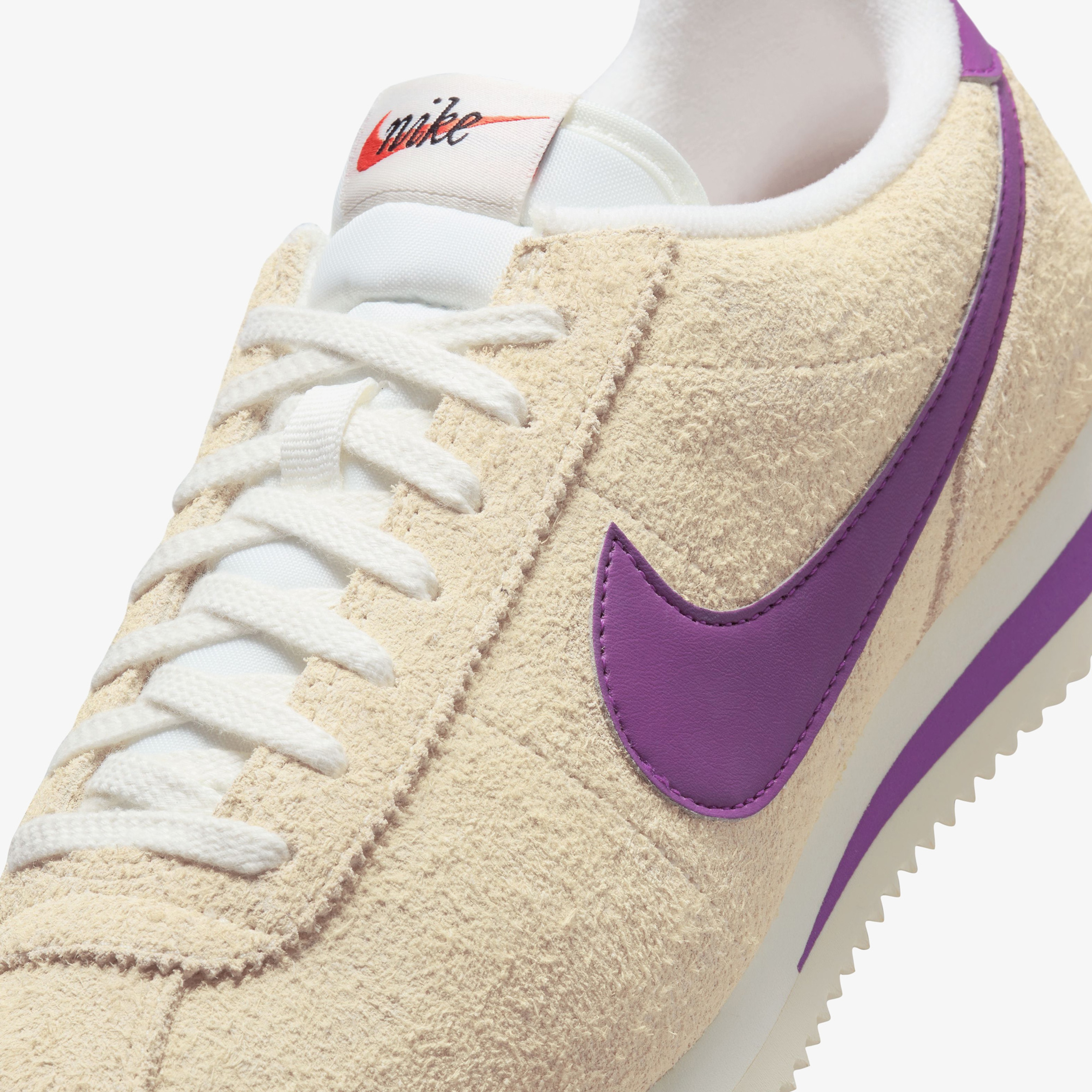 Nike Cortez Vintage Sportswear Kadın Beyaz Spor Ayakkabı