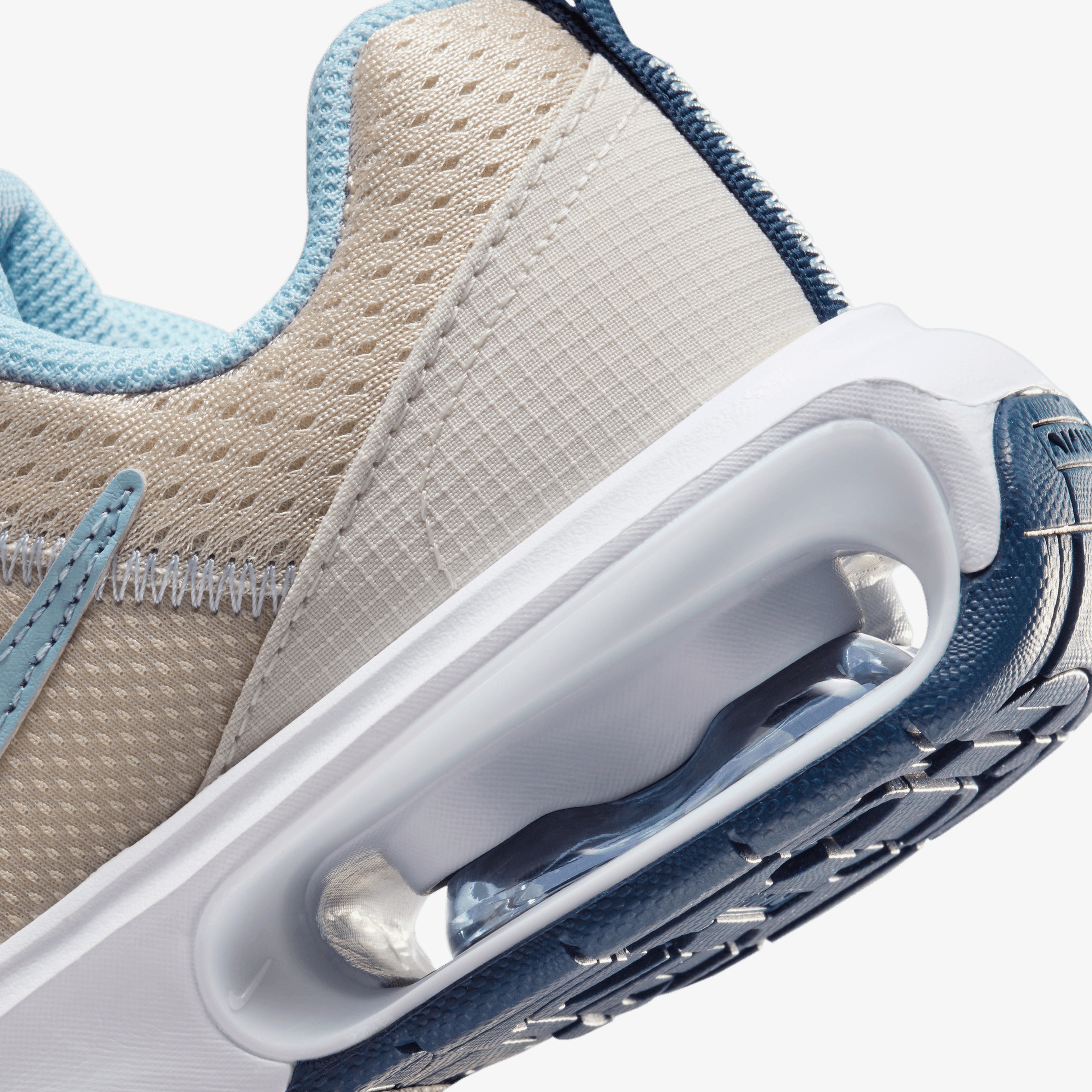 Nike Air Max INTRLK Lite Çocuk Krem Spor Ayakkabı