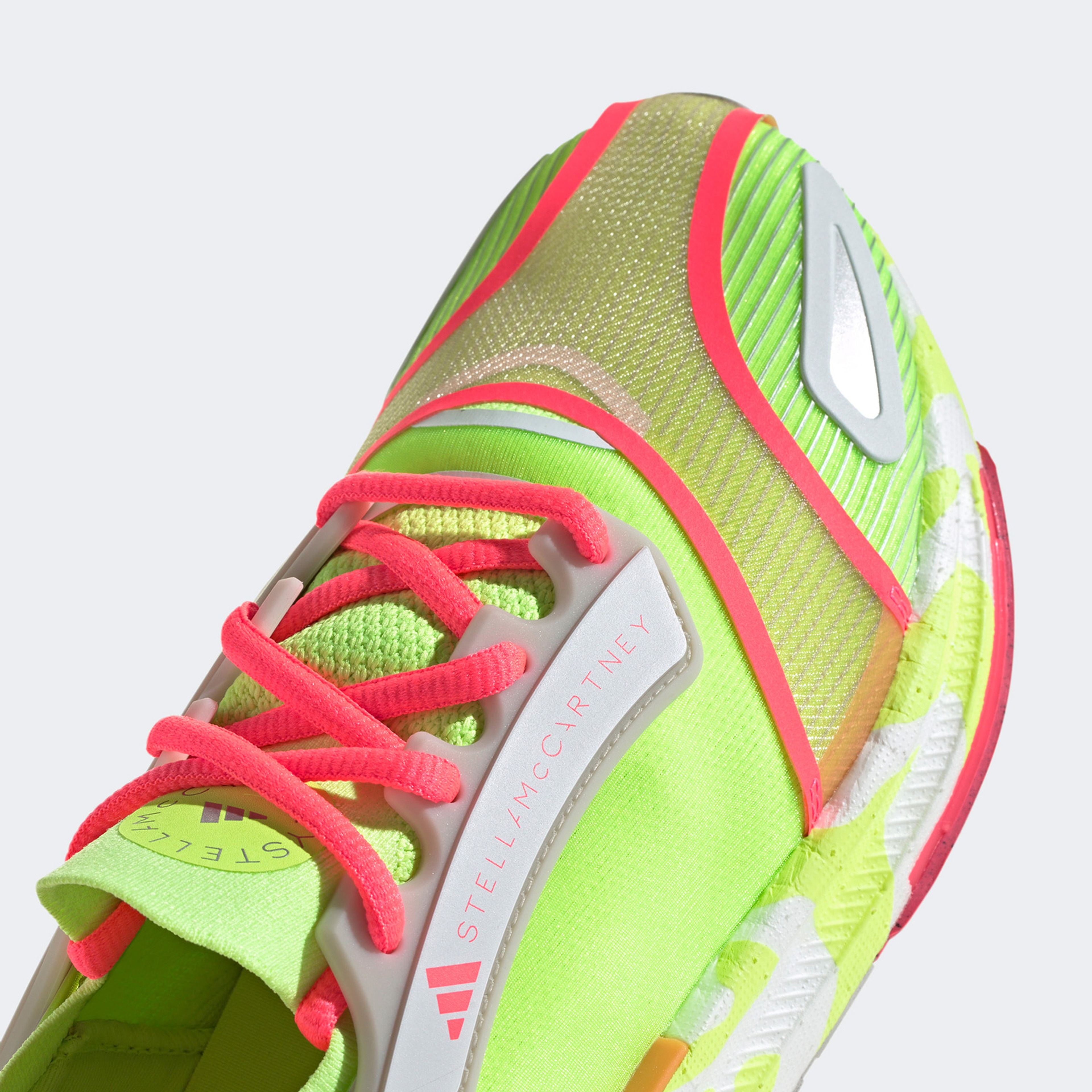 adidas x by Stella McCartney Asmc Ultraboost 23 Kadın Yeşil Spor Ayakkabı
