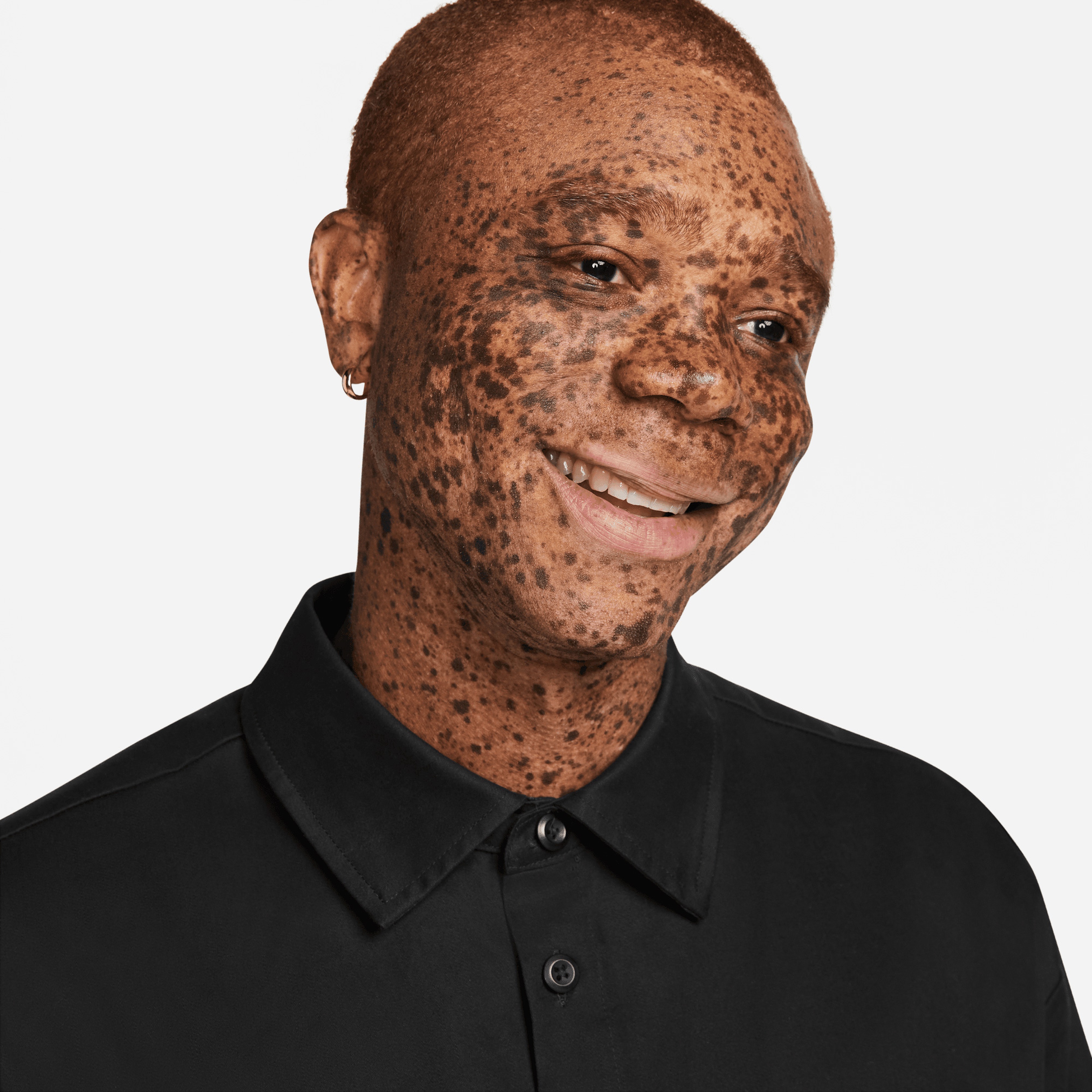 Nike Sportswear Club+ Button-Down Short-Sleeve Erkek Siyah Gömlek