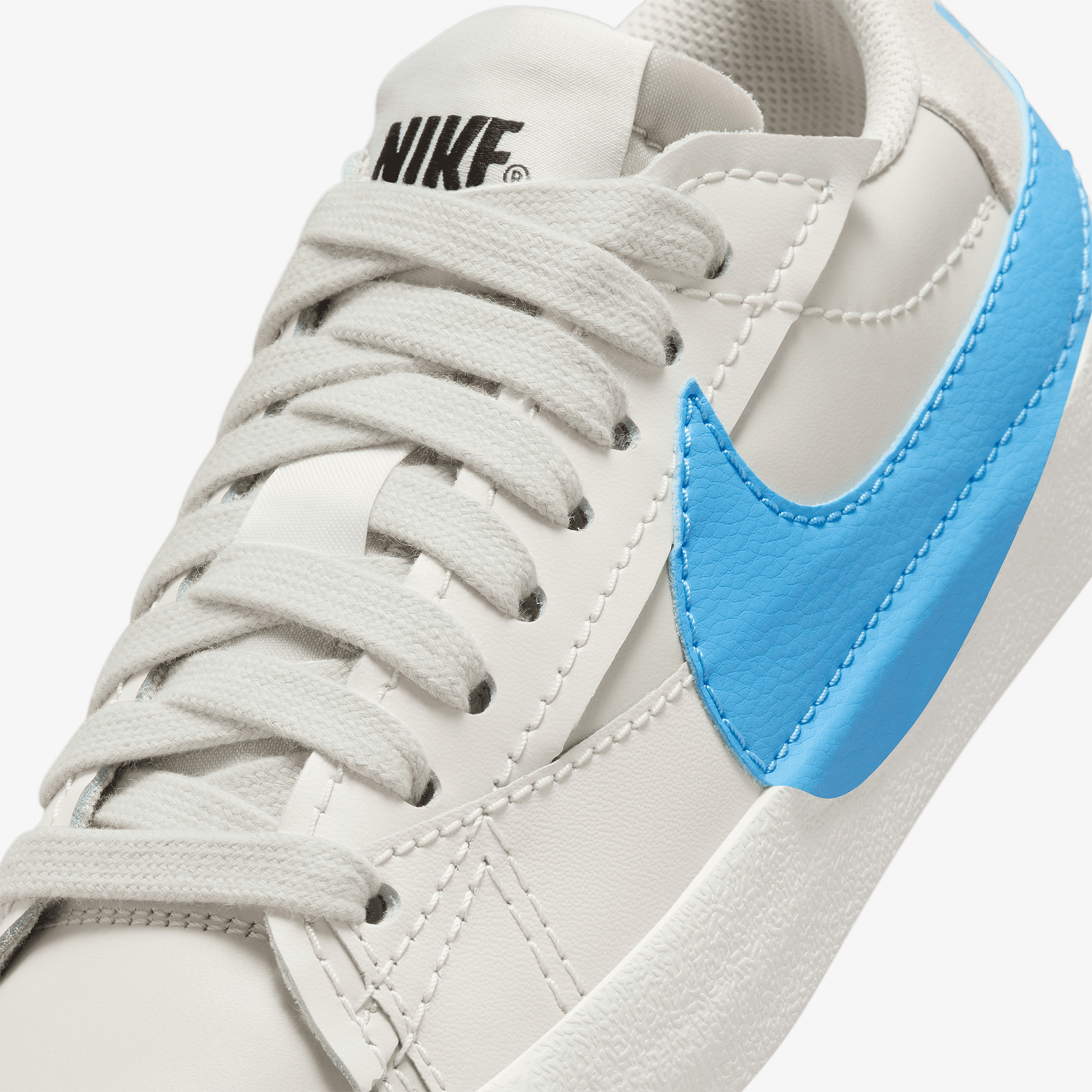 Nike Blazer Low 77 Jumbo Kadın Krem Spor Ayakkabı