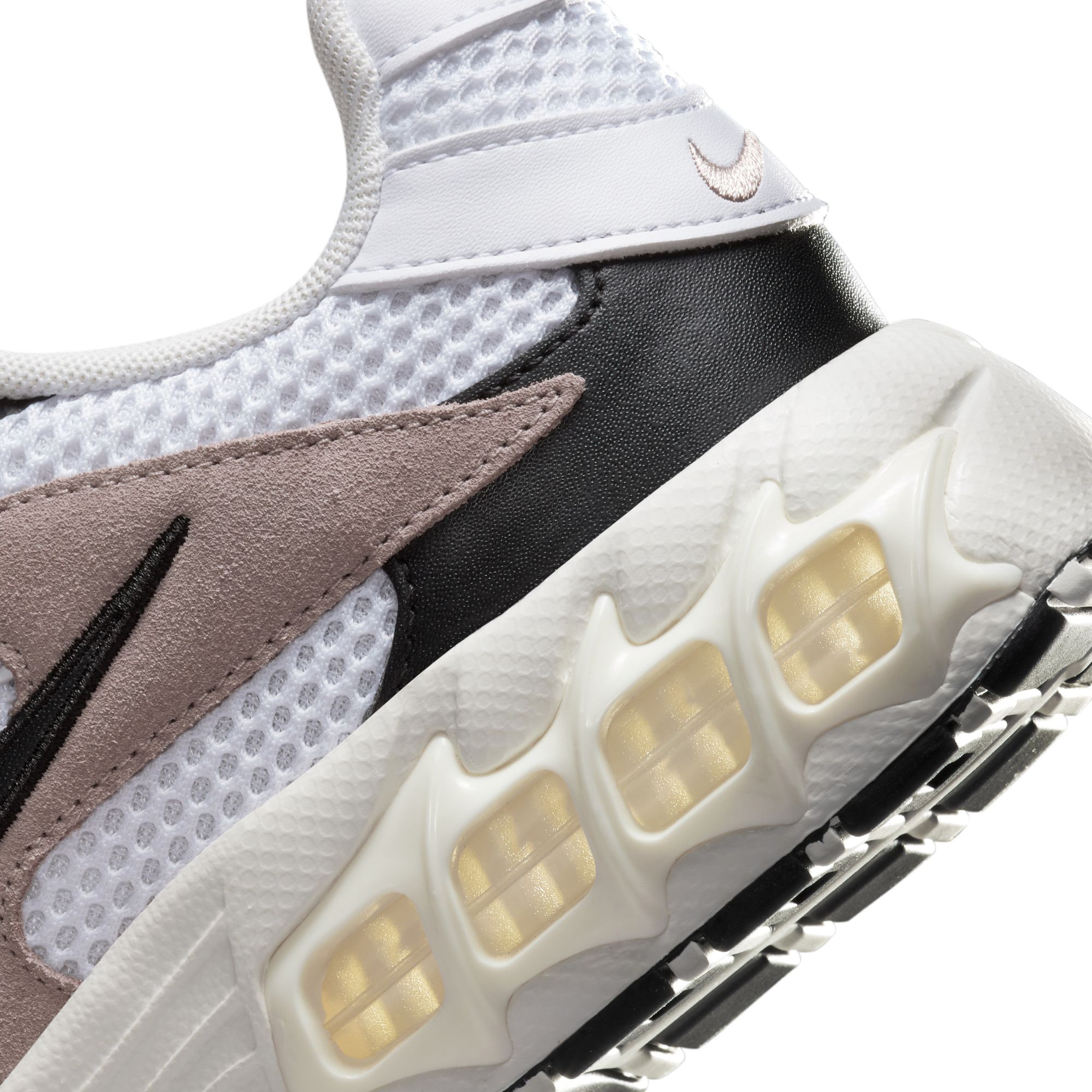 Nike Air Zoom Fire Kadın Beyaz Spor Ayakkabı