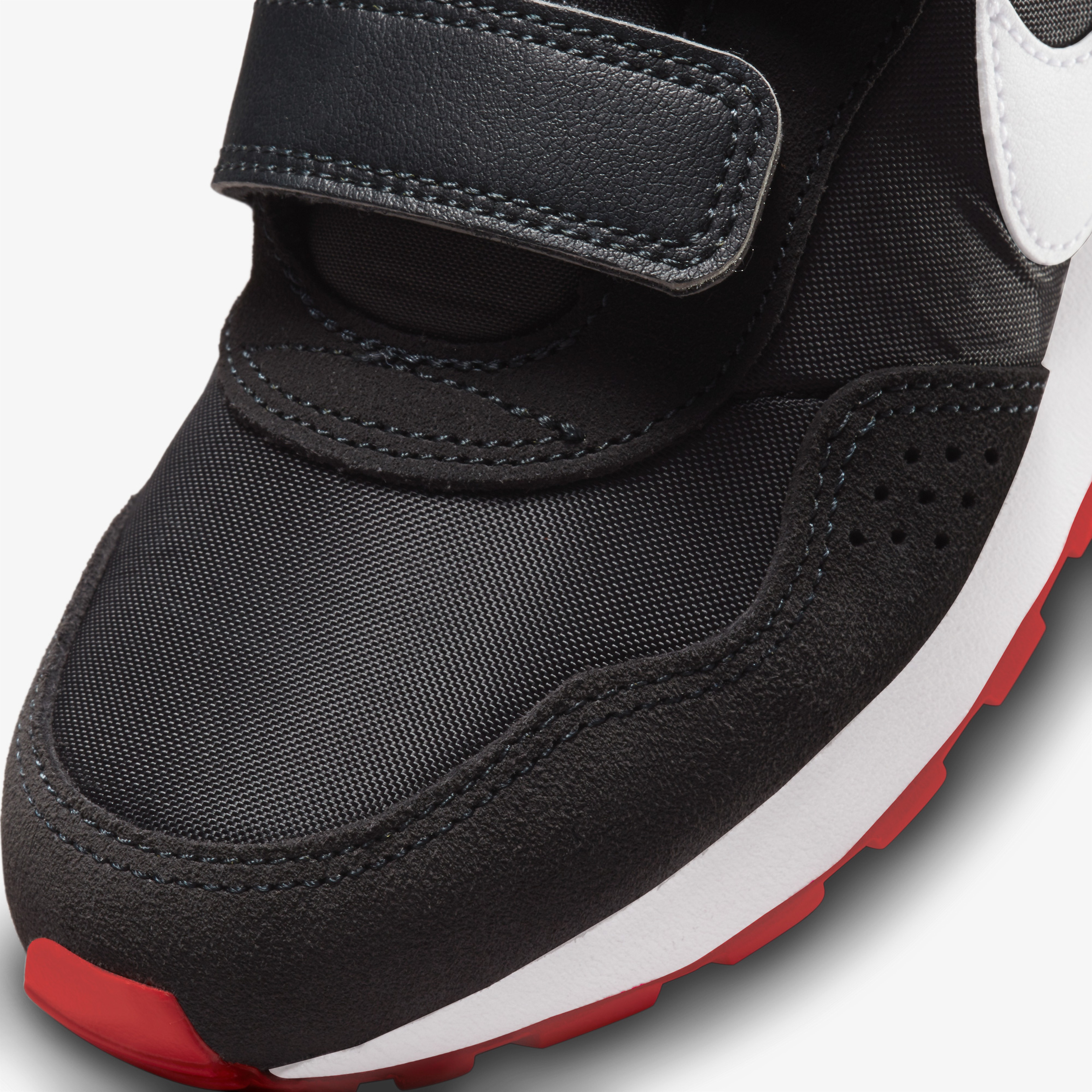 Nike MD Valiant Çocuk Siyah Spor Ayakkabı