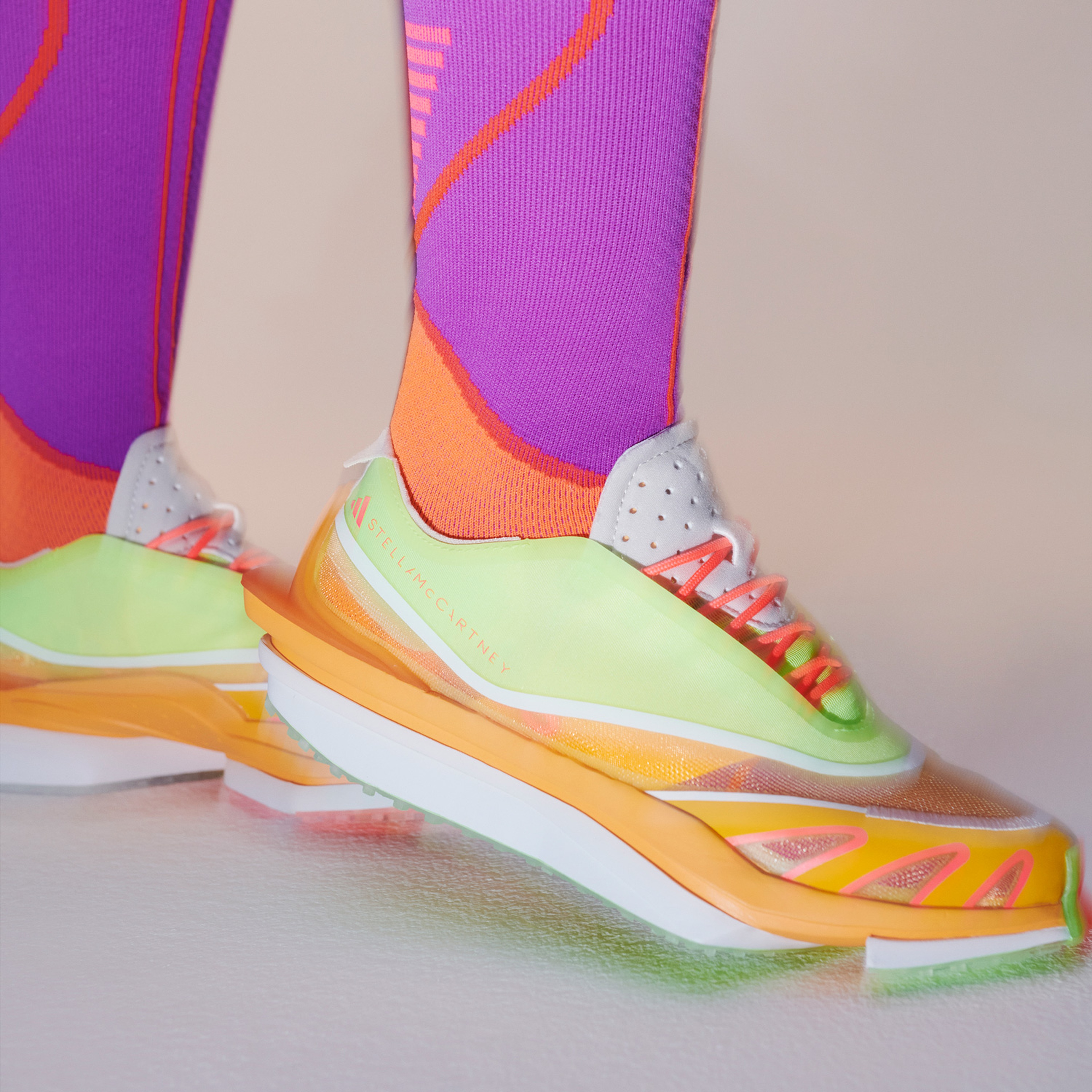 adidas x by Stella McCartney Asmc Earthlight 2.0 Kadın Turuncu Spor Ayakkabı