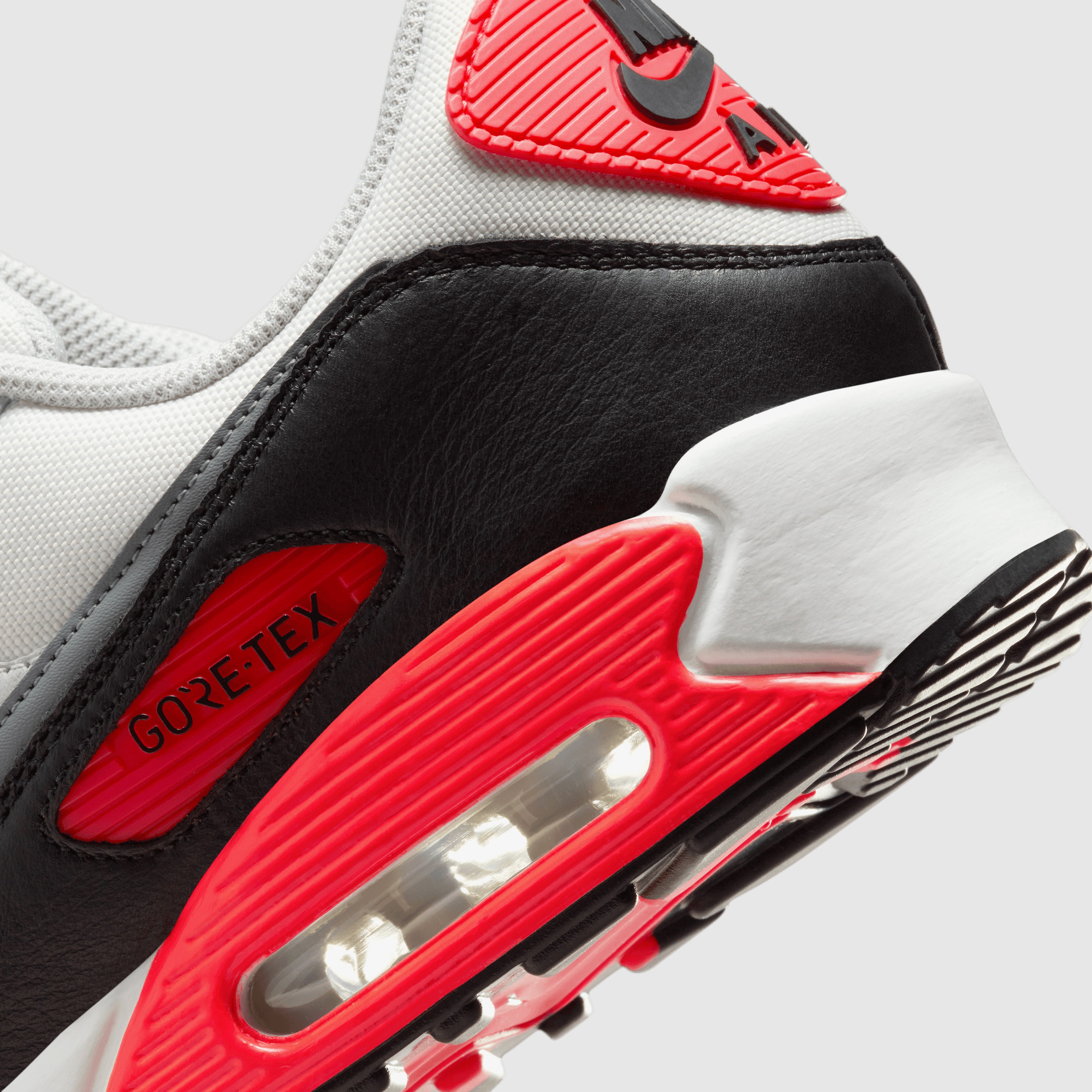 Nike Air Max 90 GORE-TEX Erkek Beyaz Spor Ayakkabı